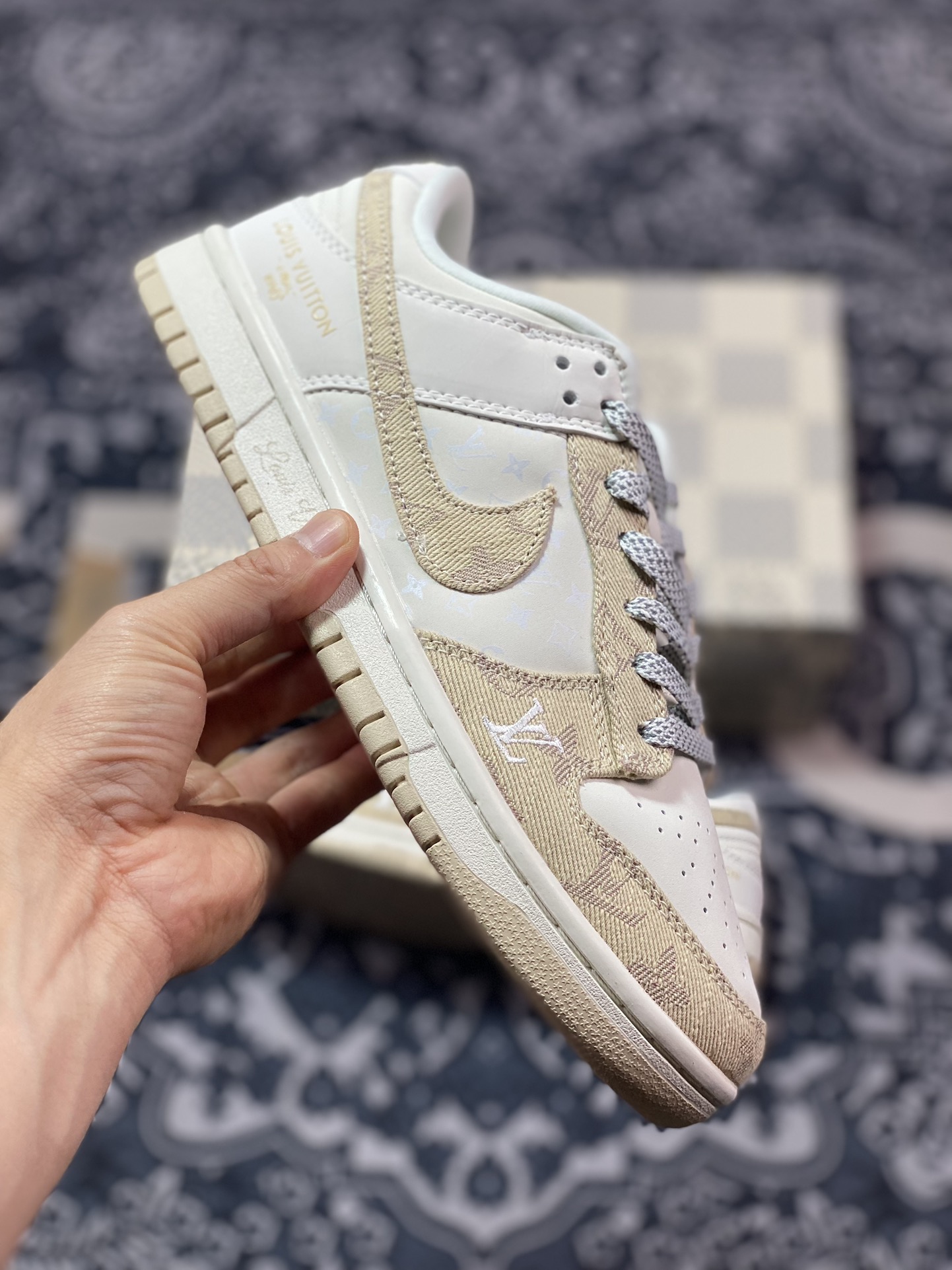 Nk SB Dunk Low LV joint-khaki denim anniversary high-end custom low-top casual sneakers XP3802-337