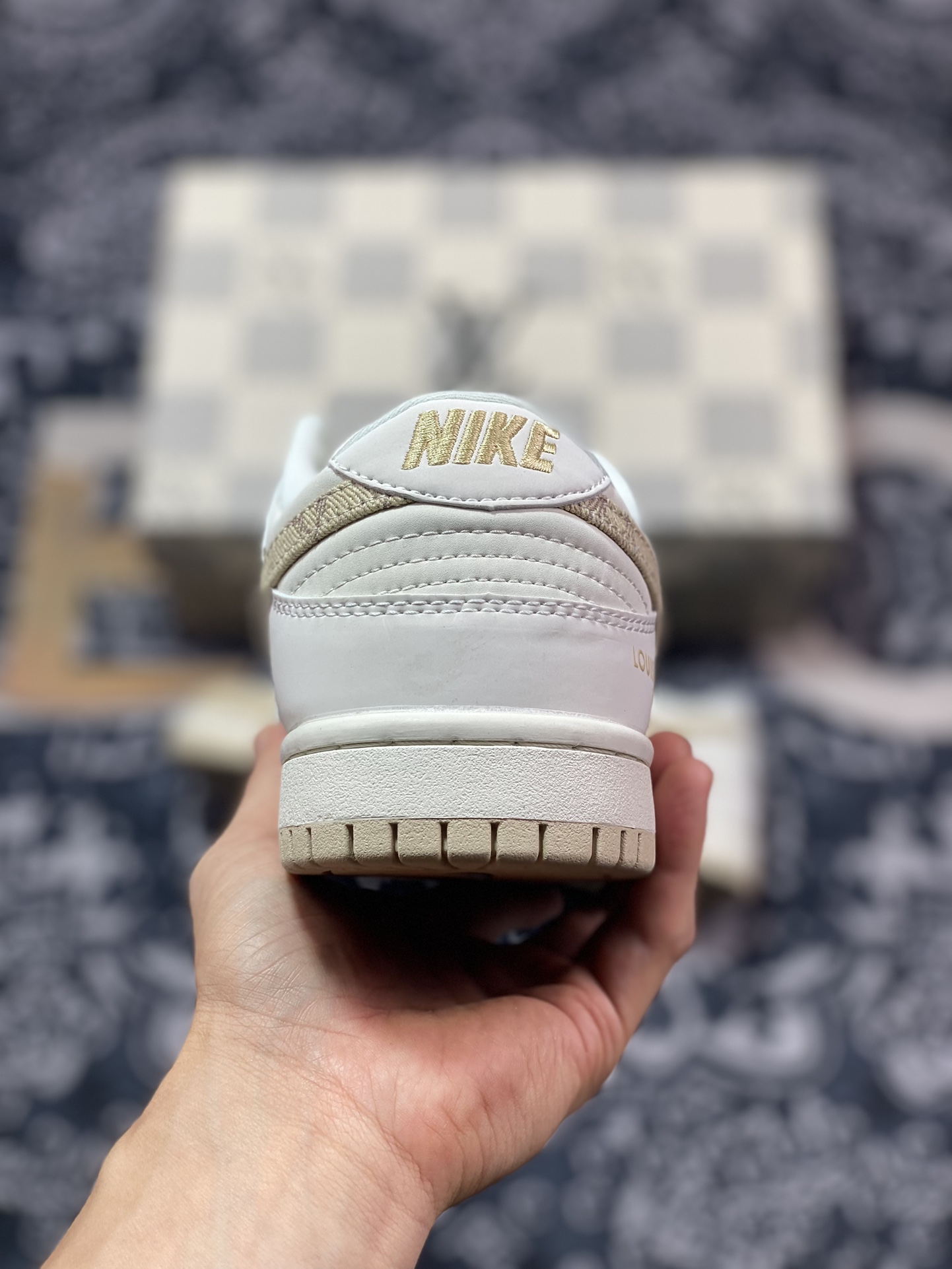 Nk SB Dunk Low LV joint-khaki denim anniversary high-end custom low-top casual sneakers XP3802-337