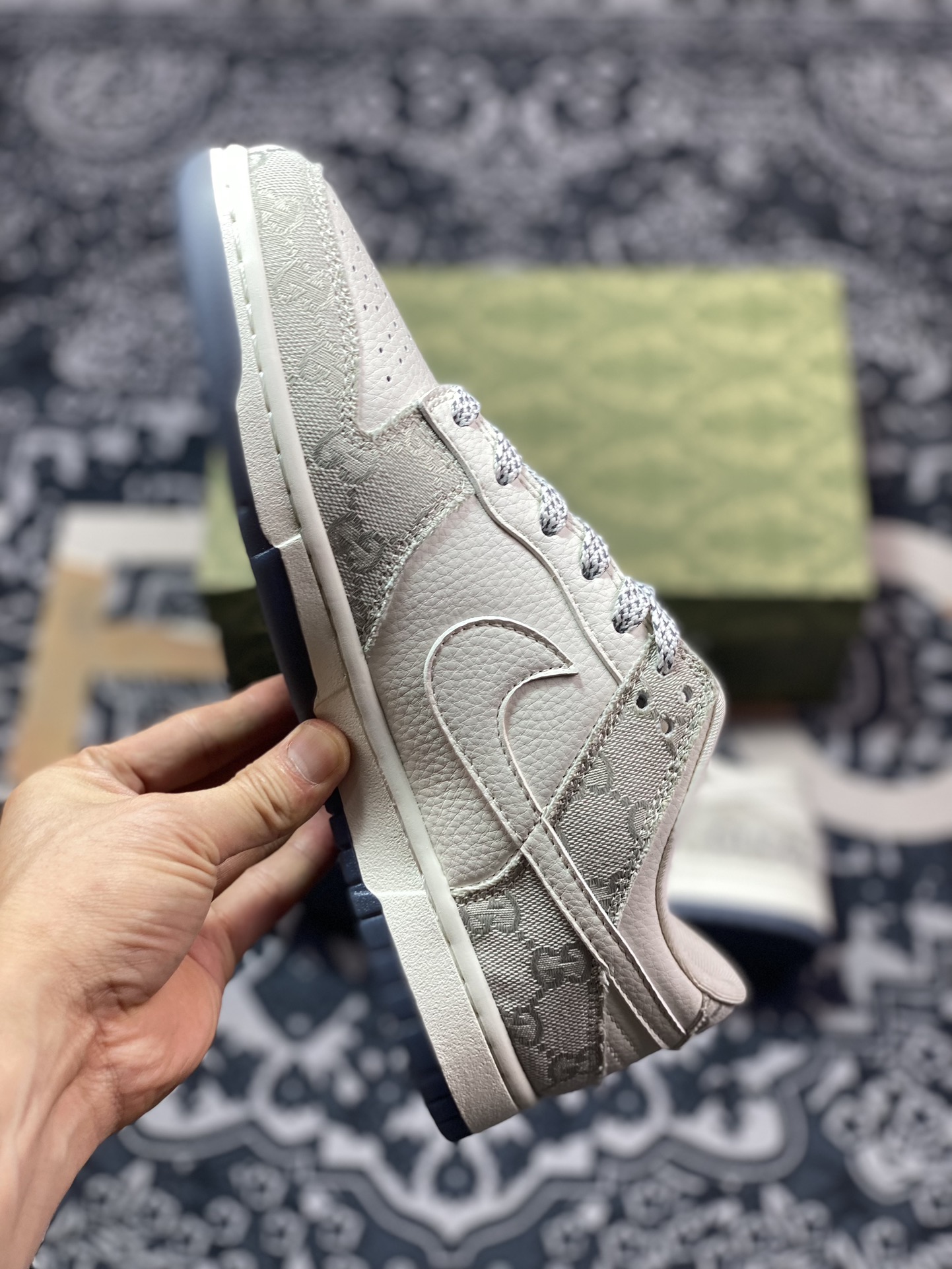 Gucci x Nike Dunk Low Smoke Grey CF3688-003
