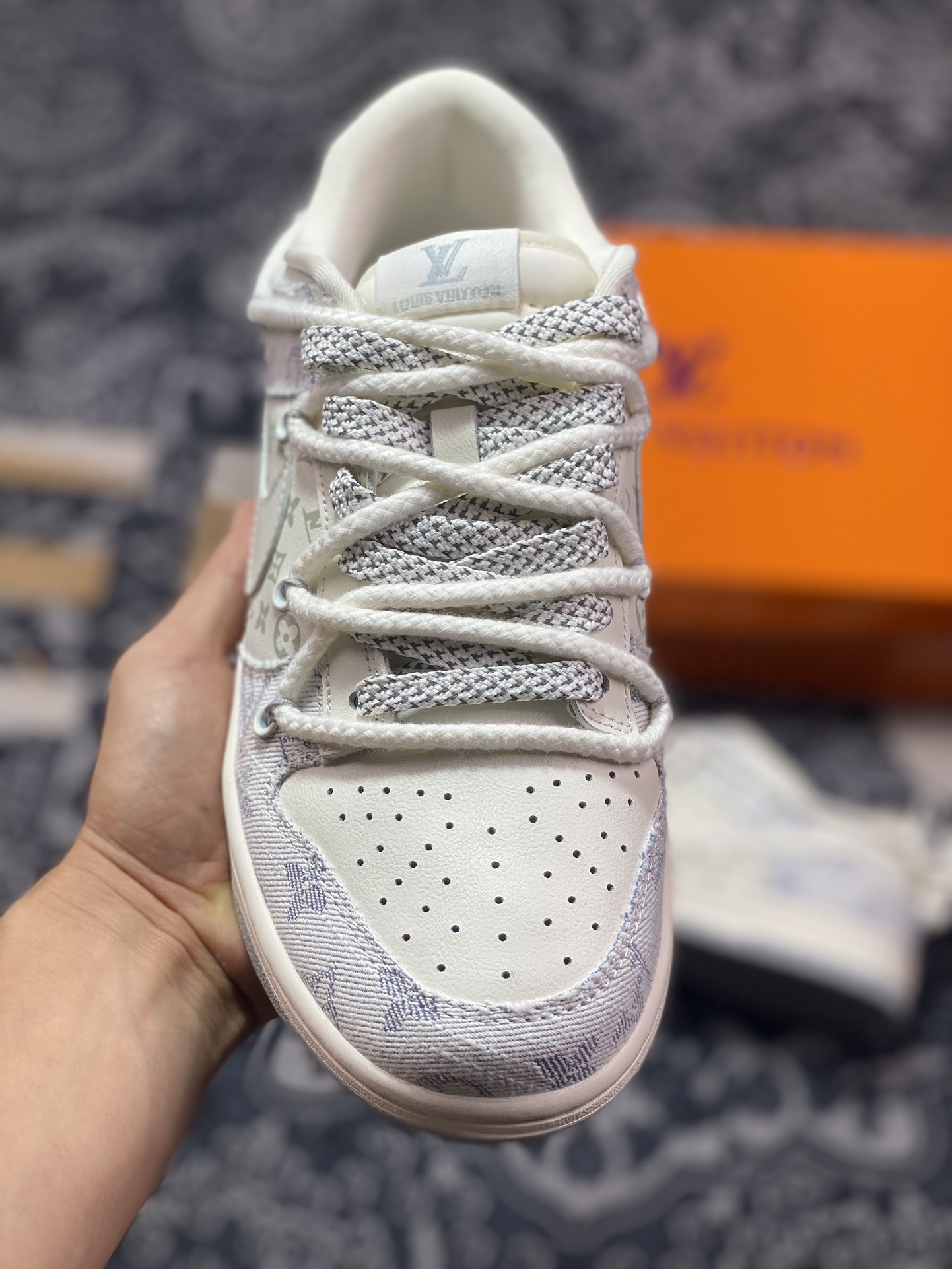 NK Dunk Low Retro ”DIY high-end customization” LV beige gray deconstructed strap low-top casual sports shoes SJ2068-248
