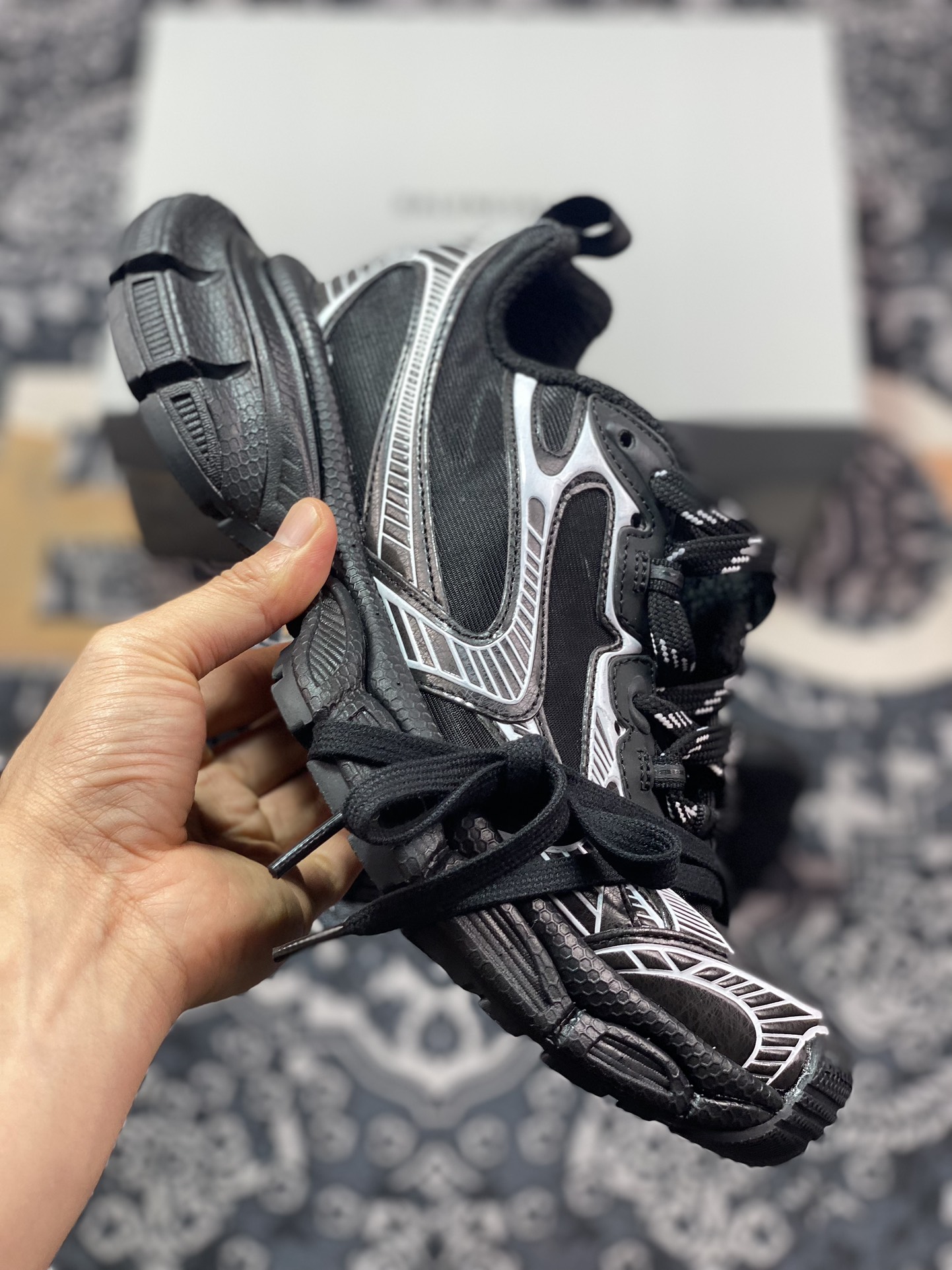 400 巴黎世家BALENCIAGA 3XL Sneakers 3+系列低帮慢跑鞋“透明网纱黑白”734731 W3XL2 0236