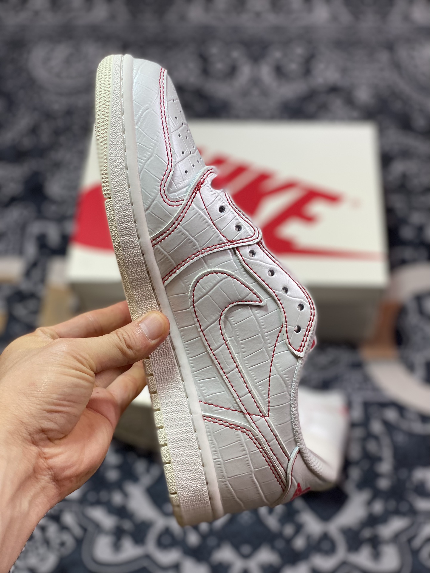 260 Travis Scott X Nike Air Jordan 1 Low OG SP”Phantom/Static”AJ1乔丹一代篮球鞋“TS联名鳄鱼纹米白红兔八哥”DM7866-601