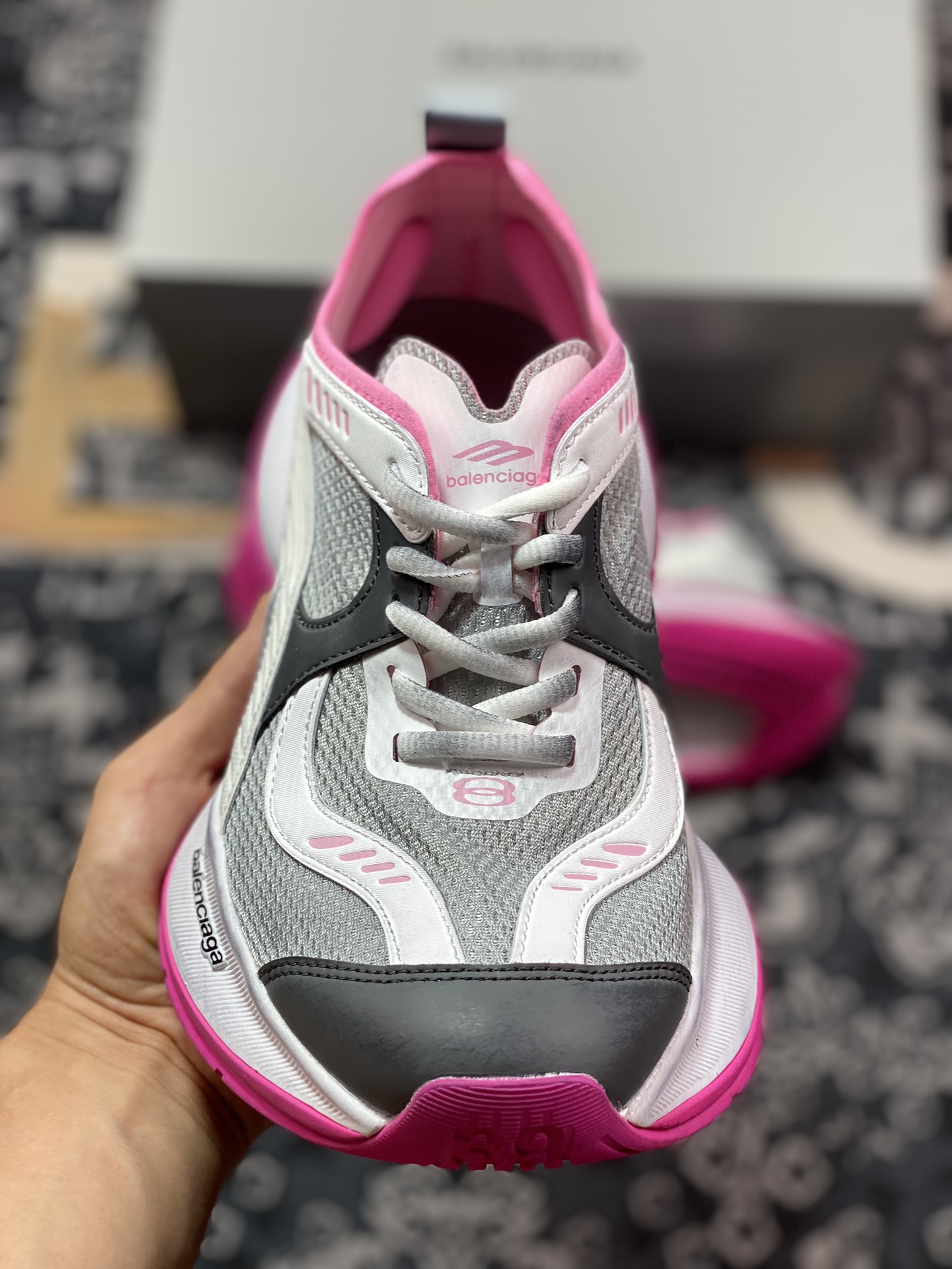 400 BALENCIAGA Circuit Sneakers 环道系列低帮慢跑鞋“网织白灰玫瑰粉”793944 WFLGY 0315