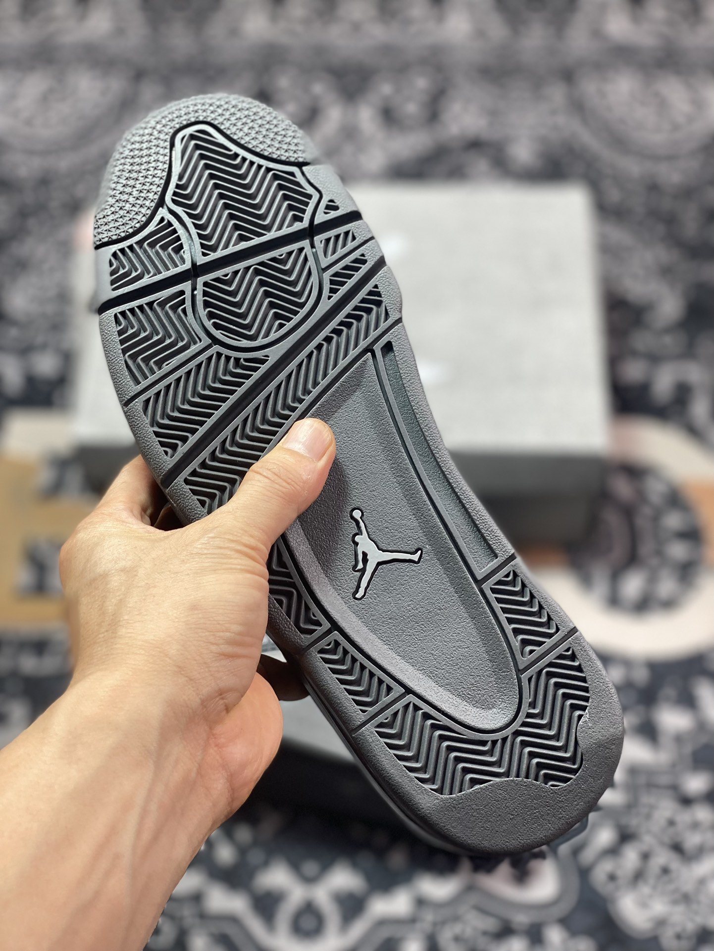 360 原装级别 Air Jordan 4 " Smoke Grey " AJ4乔4 文化篮球鞋 烟灰 FQ7928-001