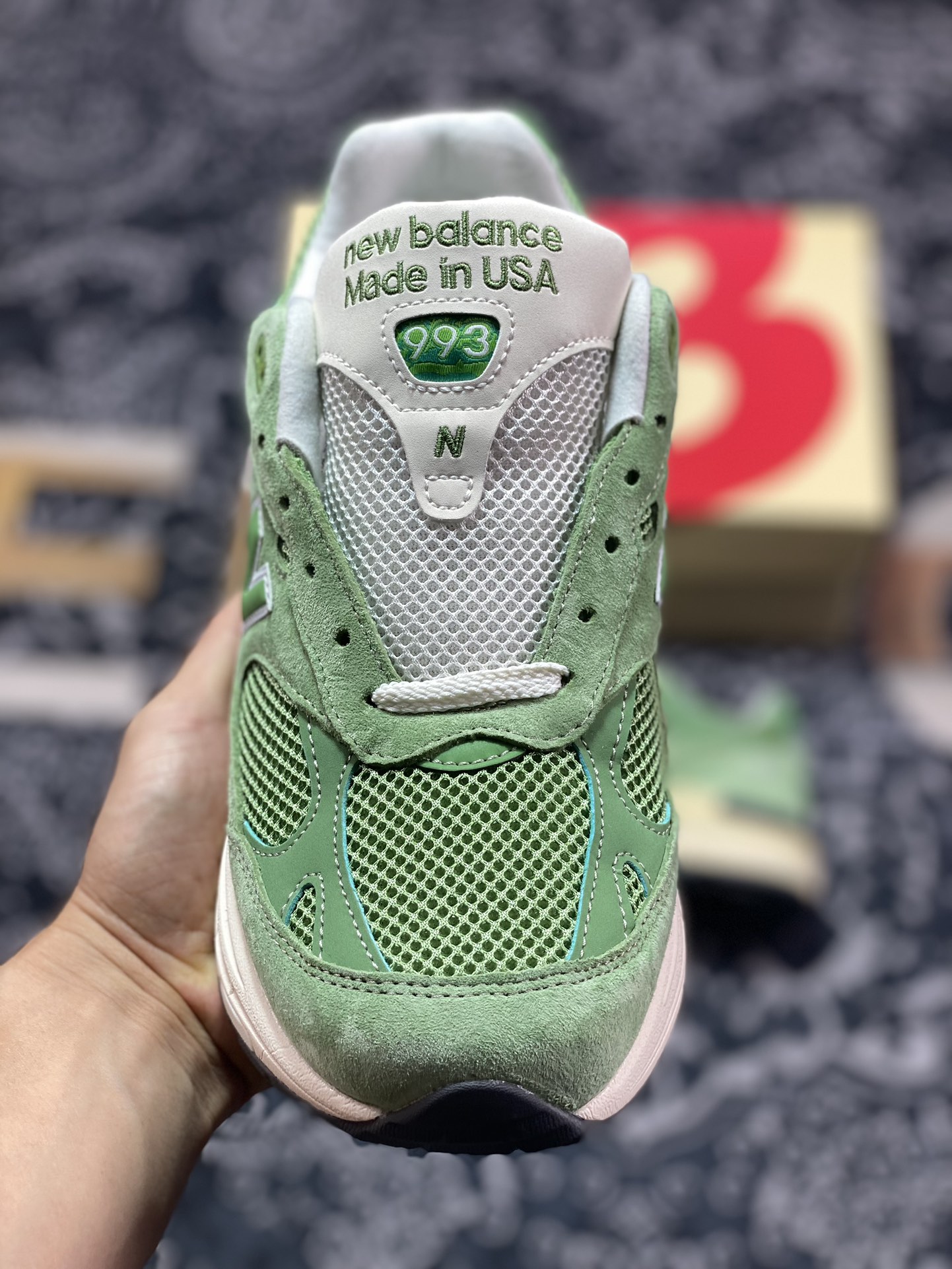 320 新百伦New Balance Made in USA 993"'Chive"系列美产血统经典跑步鞋“联名像葱绿海盐白”U993GW