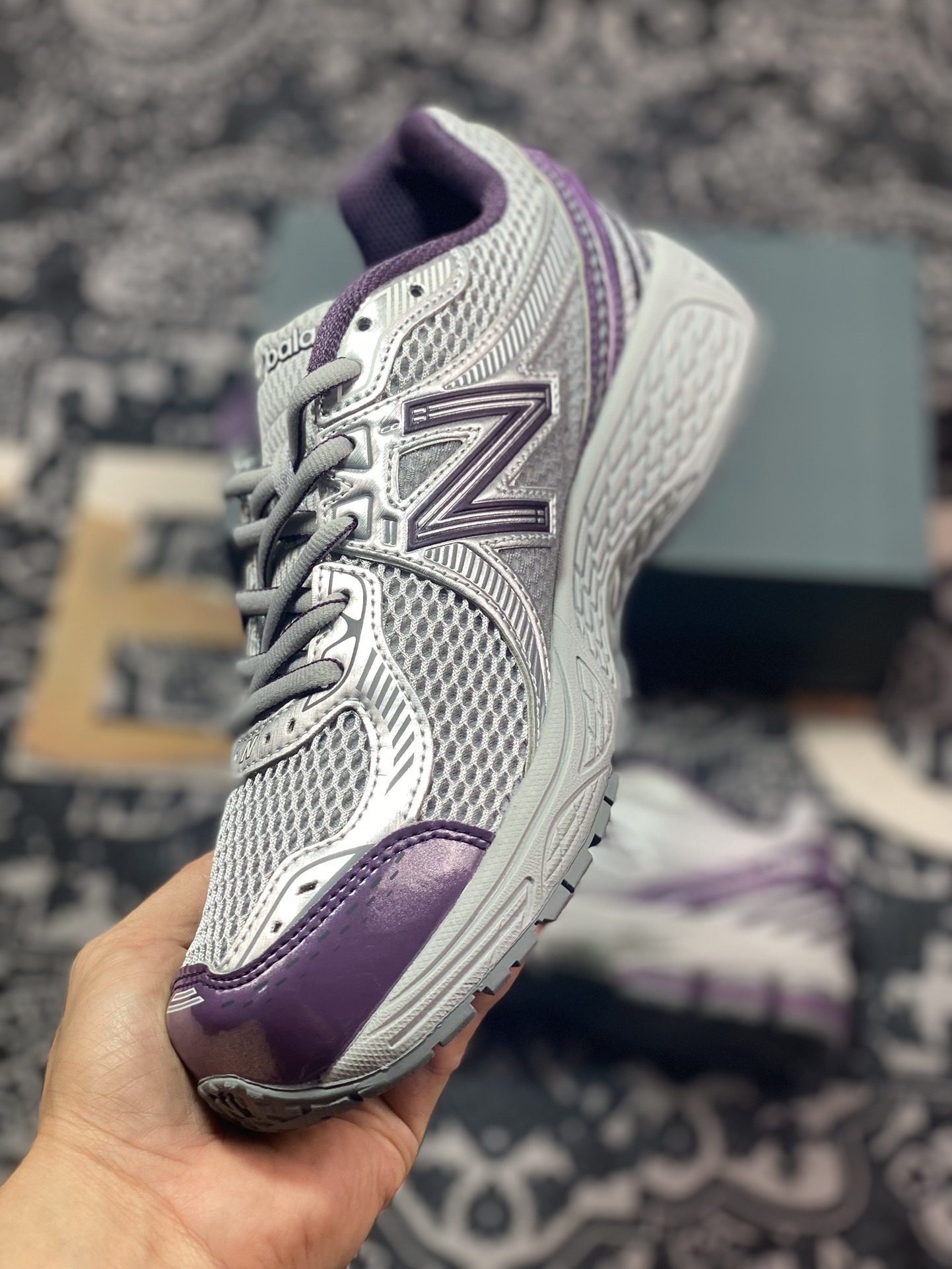 220 NB新百伦New Balance ML860V2系列低帮经典慢跑鞋“银灰罗兰紫”ML860PP2