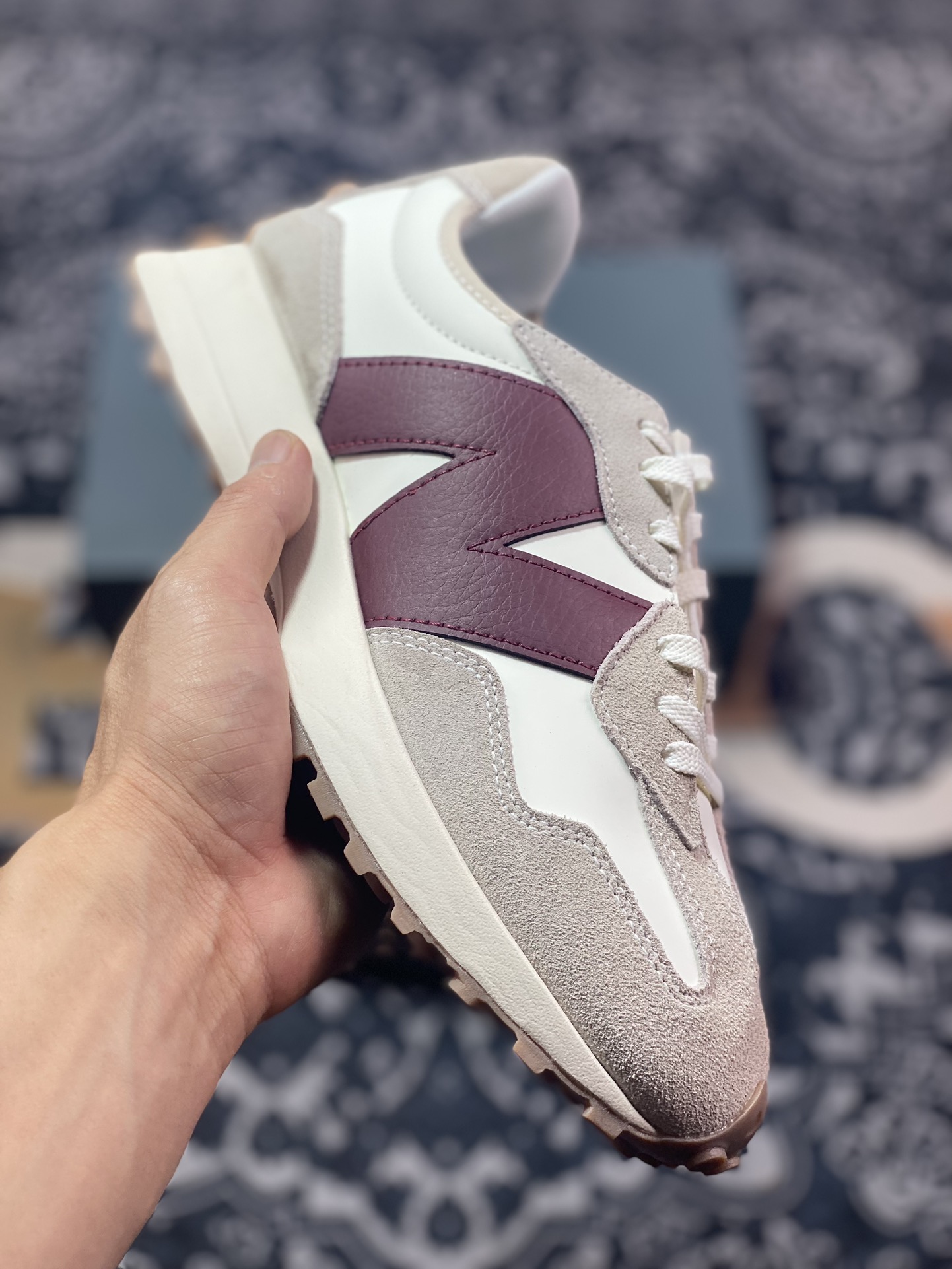 200 新百伦New Balance MS327系列低帮复古休闲运动慢跑鞋“皮革米白酒红生胶底”MS327KA