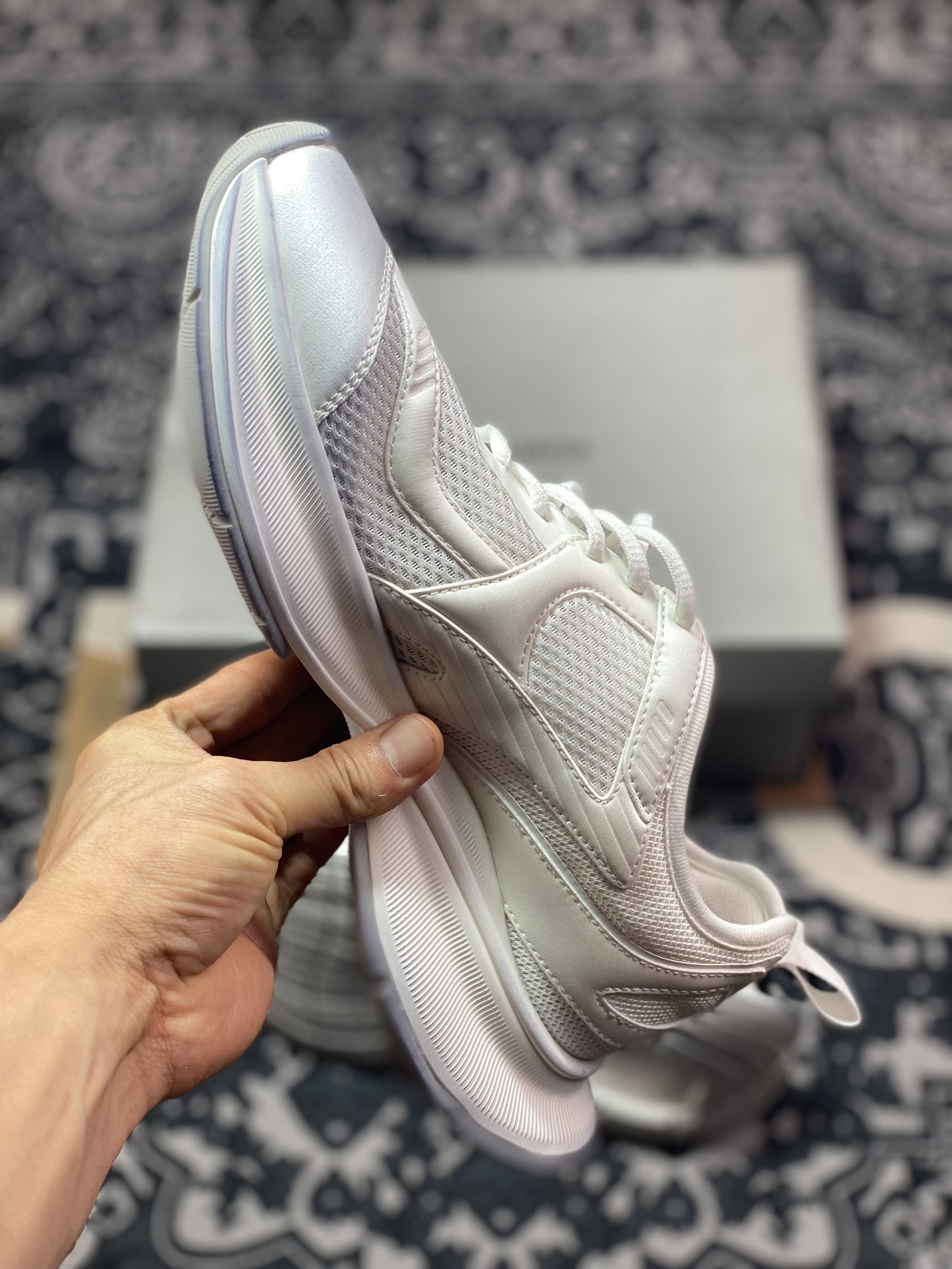 280 巴黎世家BALENCIAGA Circuit Sneakers 环道系列低帮慢跑鞋“网织武士白灰LOGO做旧”793944 WFLGY 0120