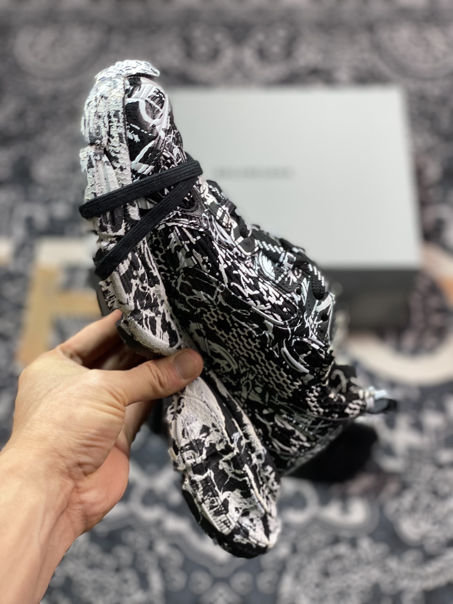 400 巴黎世家BALENCIAGA 3XL Sneakers 3+系列低帮慢跑鞋“网织黑白涂鸦泼墨”734731 W3XL2 0236