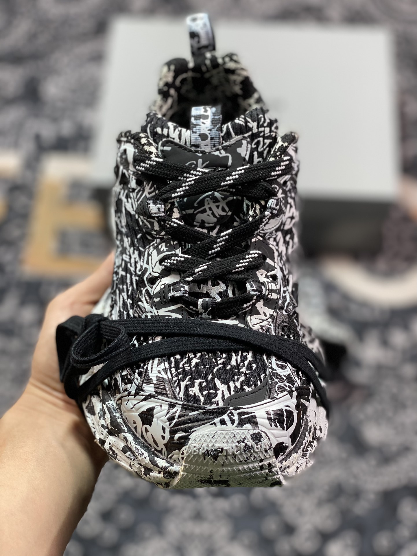 400 巴黎世家BALENCIAGA 3XL Sneakers 3+系列低帮慢跑鞋“网织黑白涂鸦泼墨”734731 W3XL2 0236