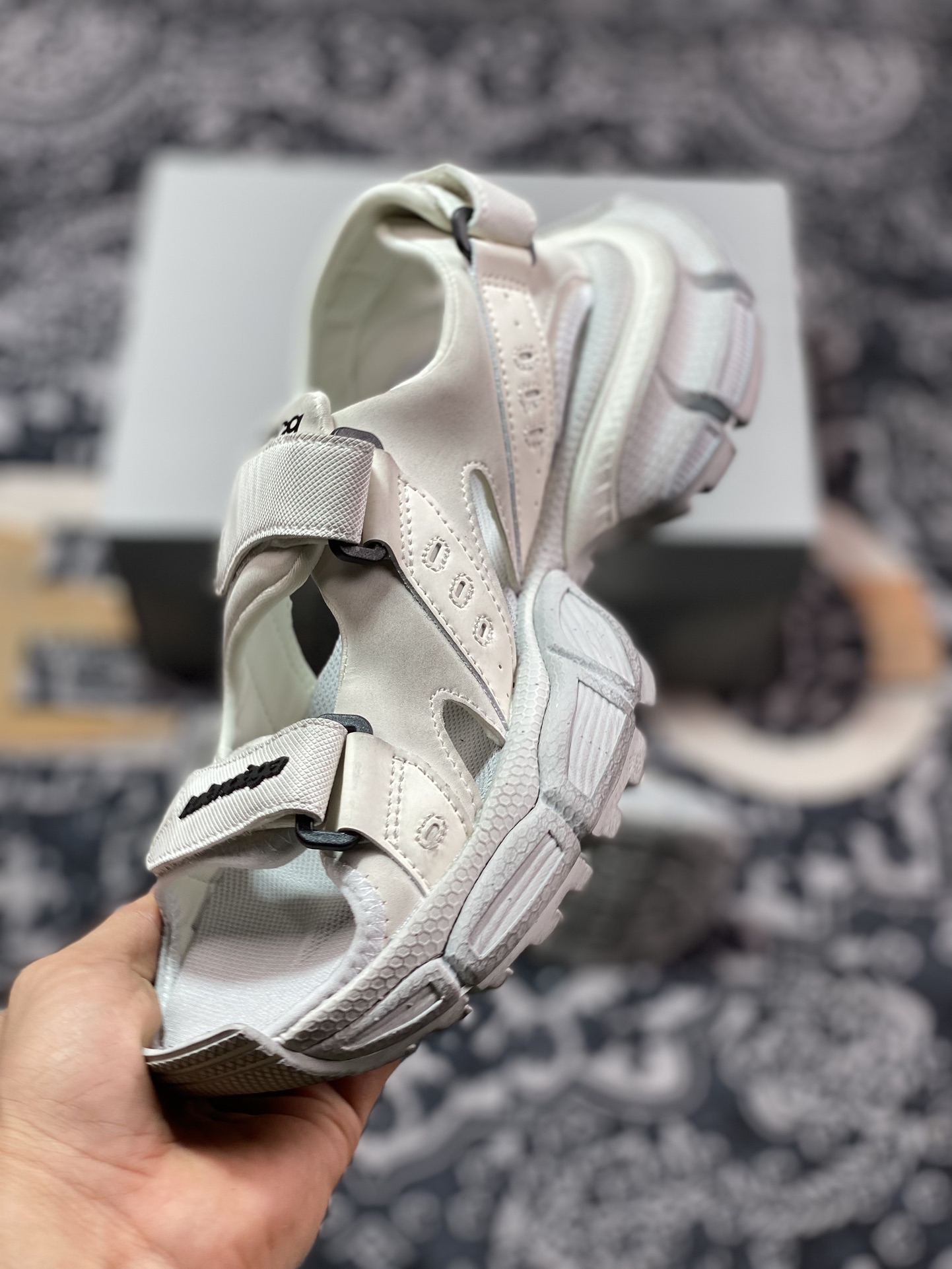 420 BALENCIAGA 3XL Sandals 3+系列低帮复古阔型底姥爹凉鞋“浅白黑做旧”786956 W3XLT 9191