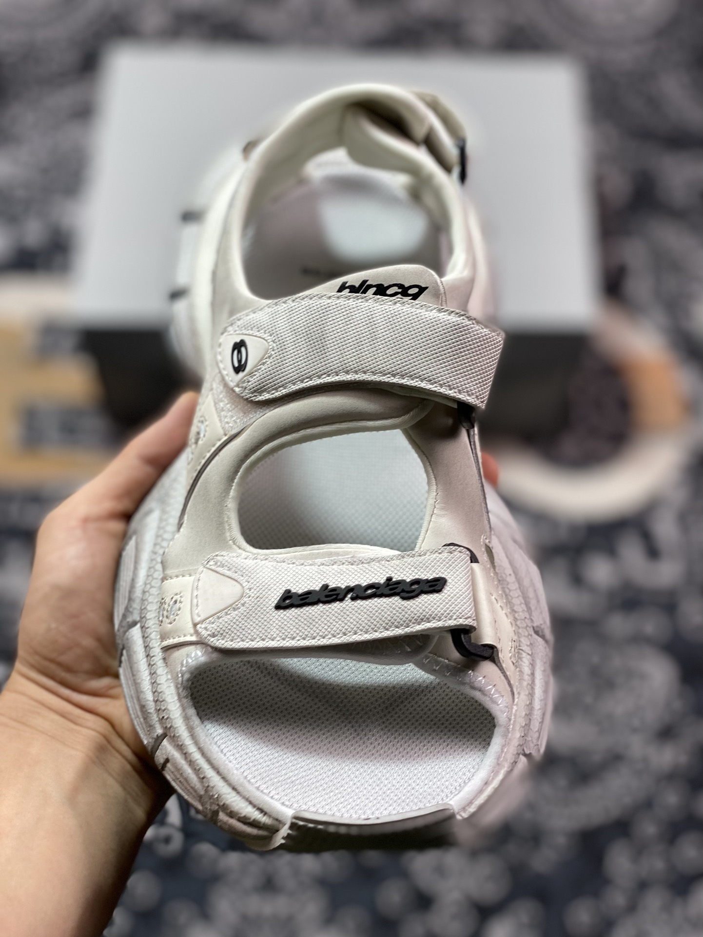 420 BALENCIAGA 3XL Sandals 3+系列低帮复古阔型底姥爹凉鞋“浅白黑做旧”786956 W3XLT 9191