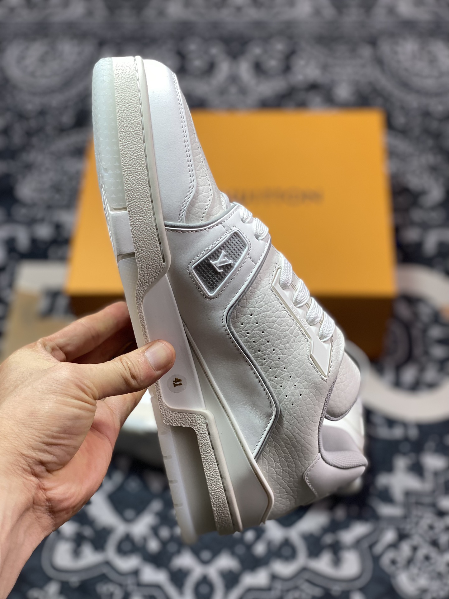 550 Louis Vuitton 路易威登 LV Trainer 低帮休闲板鞋