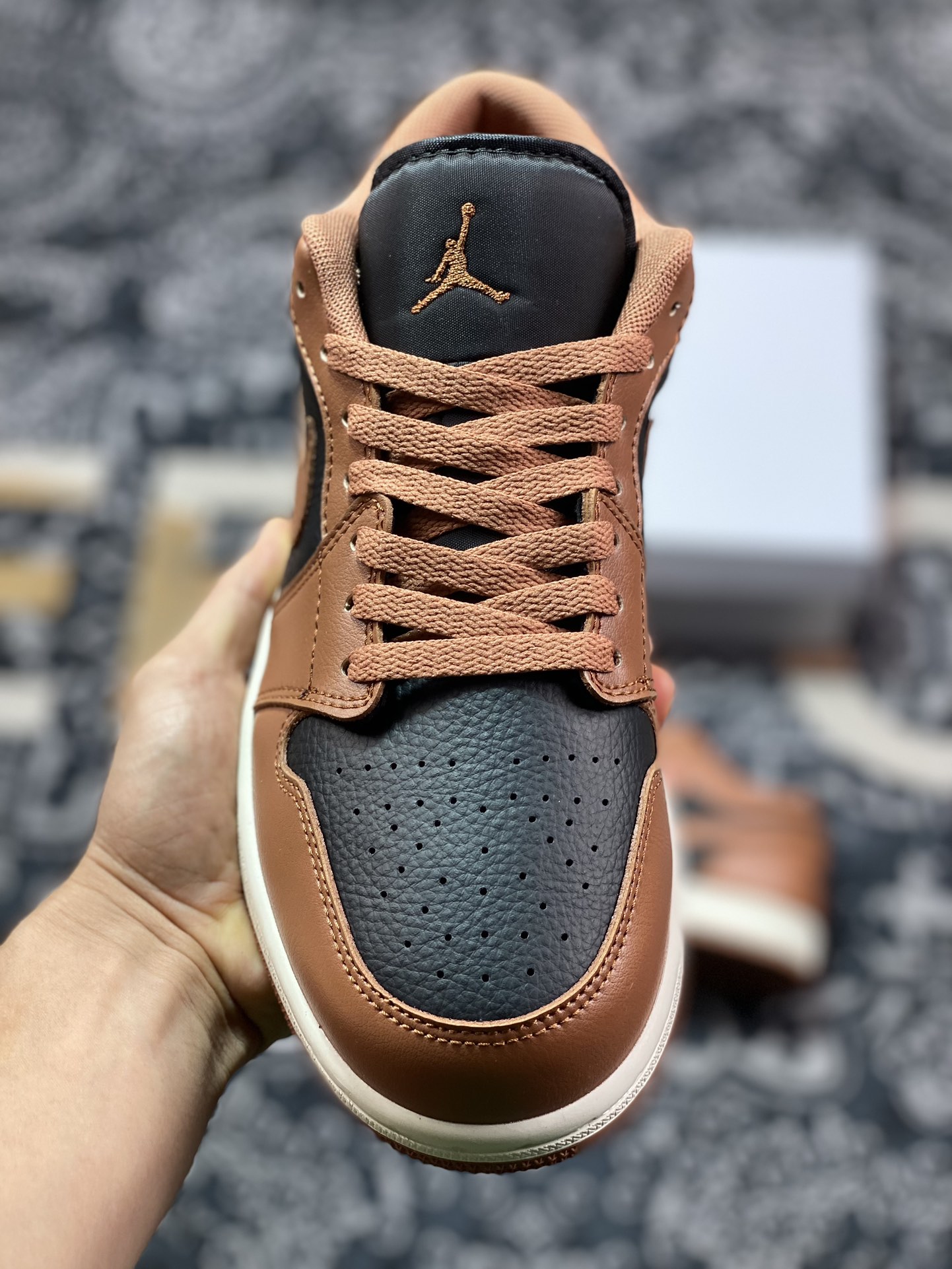 200 原厂级别 Air Jordan 1 Retro Low WMNS ”Archaeo Brown” 黑棕  DC0774-021