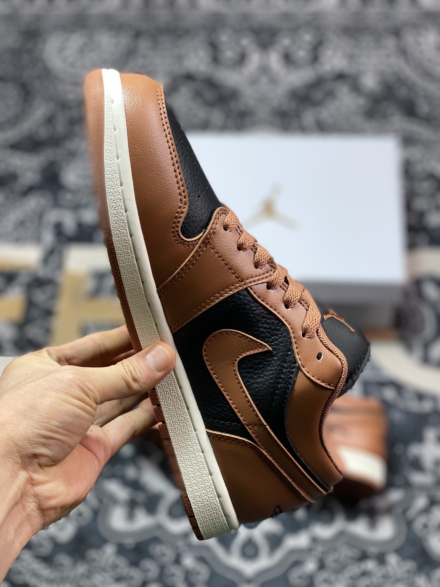 200 原厂级别 Air Jordan 1 Retro Low WMNS ”Archaeo Brown” 黑棕  DC0774-021