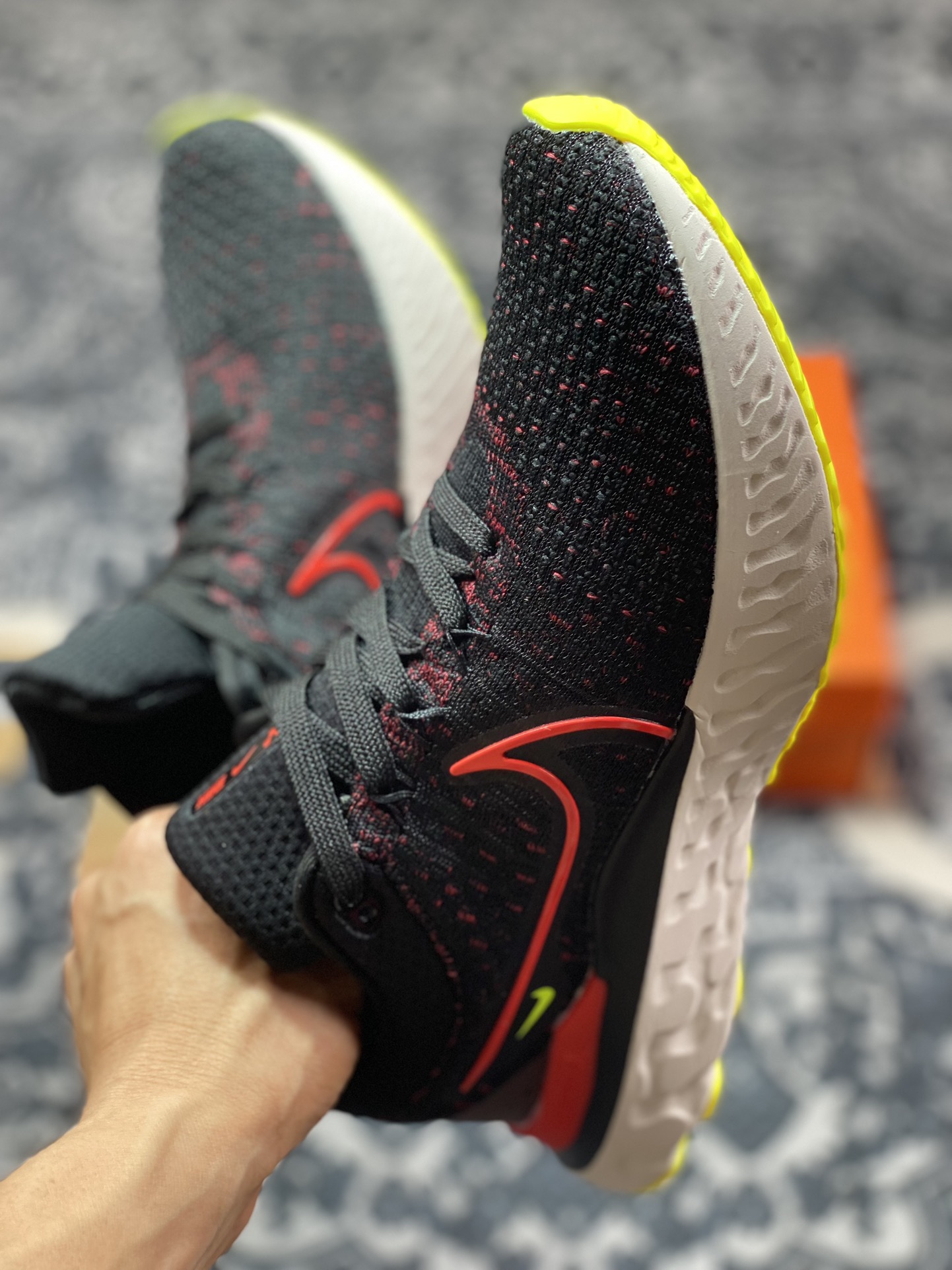 180 Nike React Infinity Run Flyknit 3 Premium”Black Siren Red”瑞亚无限3代轻量慢跑“针织黑警红荧光黄”DH5392-007