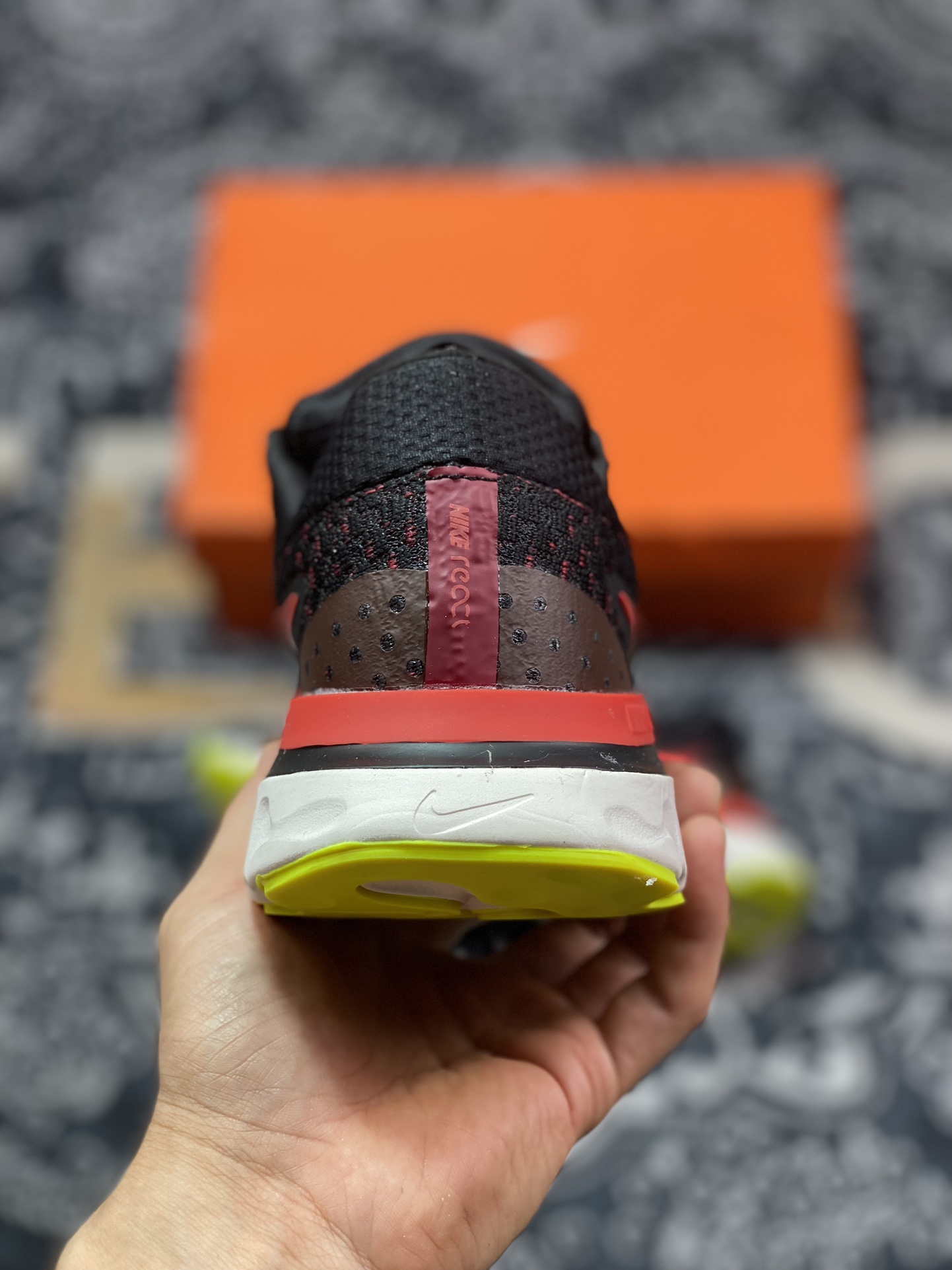 180 Nike React Infinity Run Flyknit 3 Premium”Black Siren Red”瑞亚无限3代轻量慢跑“针织黑警红荧光黄”DH5392-007