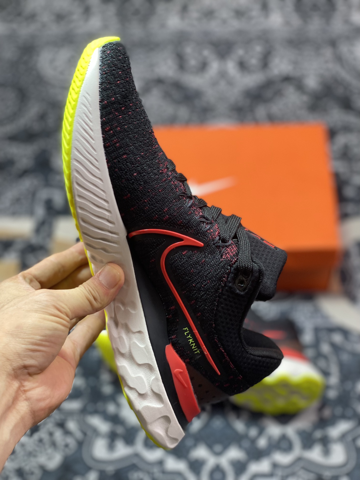 180 Nike React Infinity Run Flyknit 3 Premium”Black Siren Red”瑞亚无限3代轻量慢跑“针织黑警红荧光黄”DH5392-007