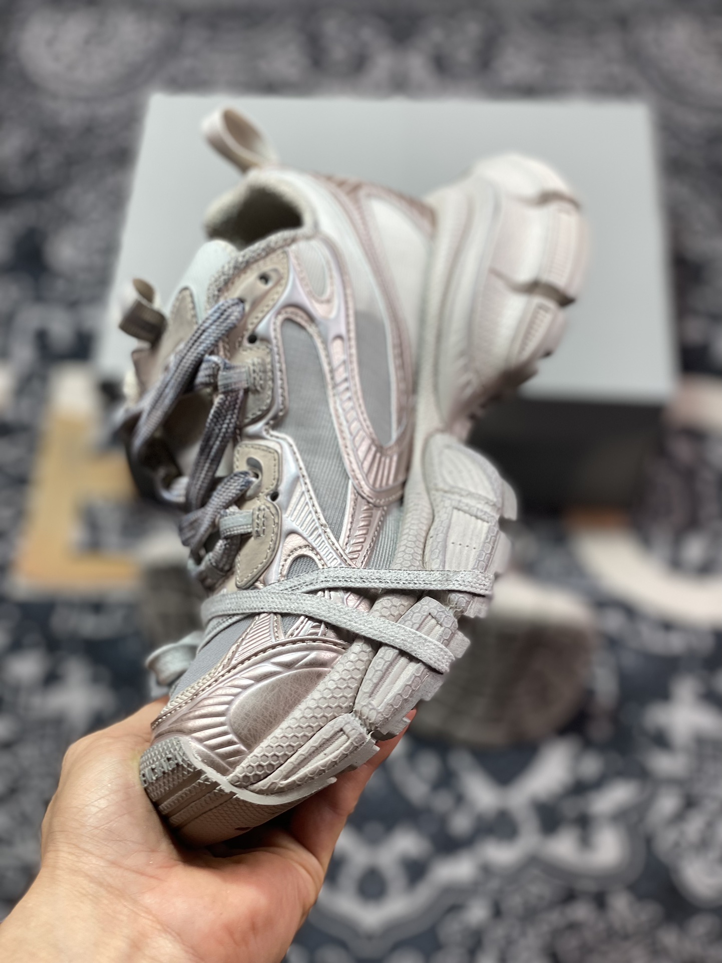 400 巴黎世家BALENCIAGA 3XL Sneakers 3+系列低帮复古慢跑鞋“透明网纱香槟灰金”734731 W3XL2 0210