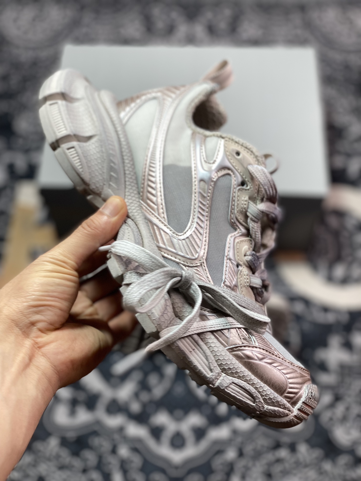 400 巴黎世家BALENCIAGA 3XL Sneakers 3+系列低帮复古慢跑鞋“透明网纱香槟灰金”734731 W3XL2 0210