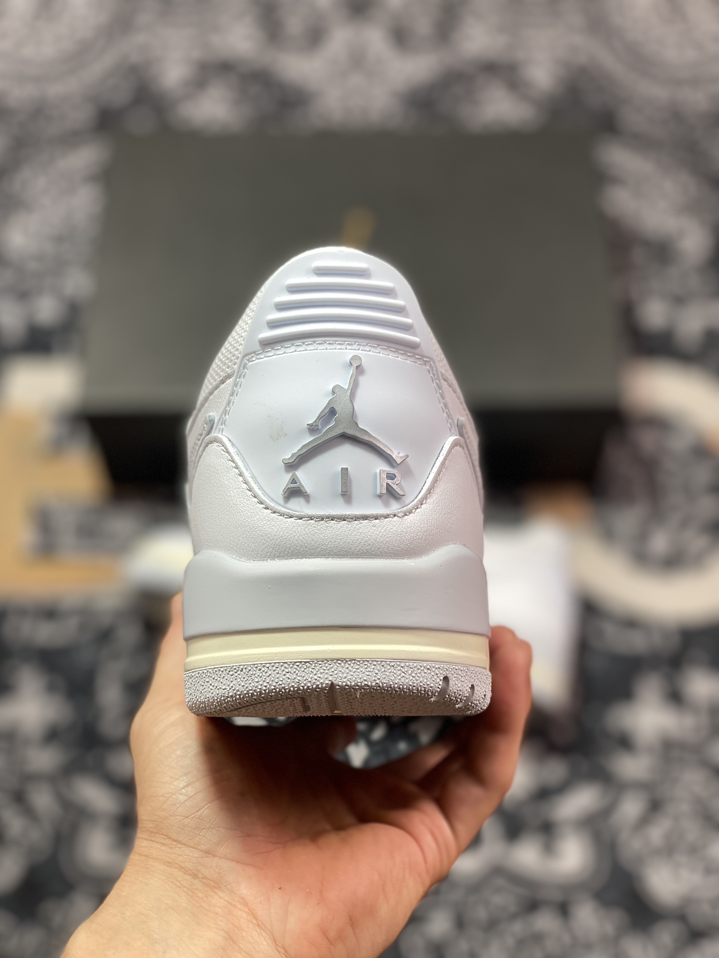 260 耐克Nike Air Jordan Legacy 312 Low”Photon Dust”乔丹篮球鞋“皮革白光子灰”HJ9199-111