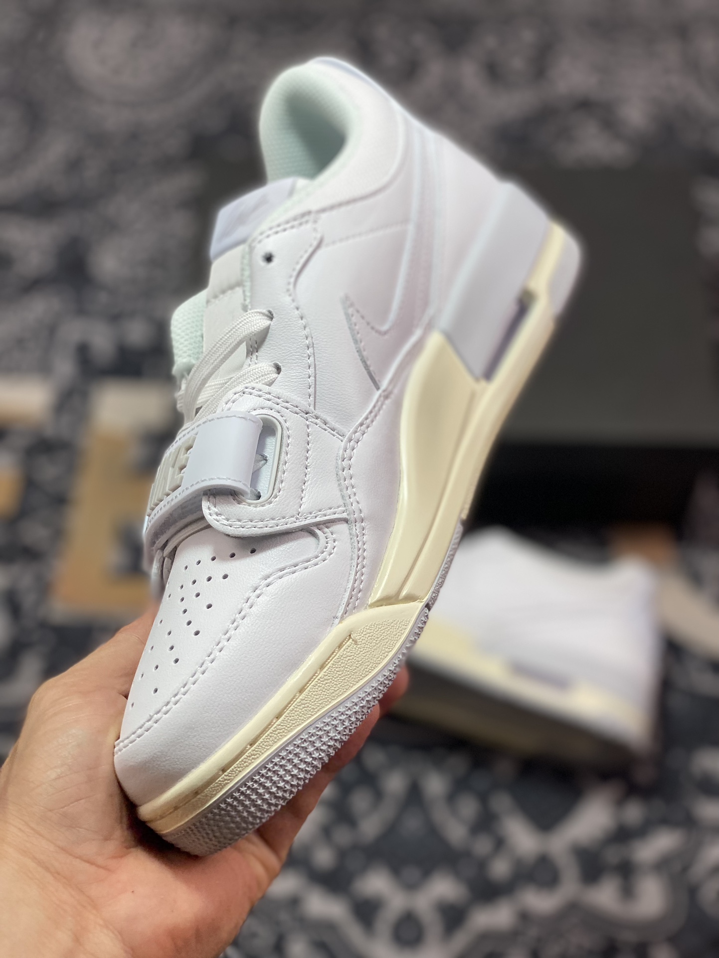 260 耐克Nike Air Jordan Legacy 312 Low”Photon Dust”乔丹篮球鞋“皮革白光子灰”HJ9199-111