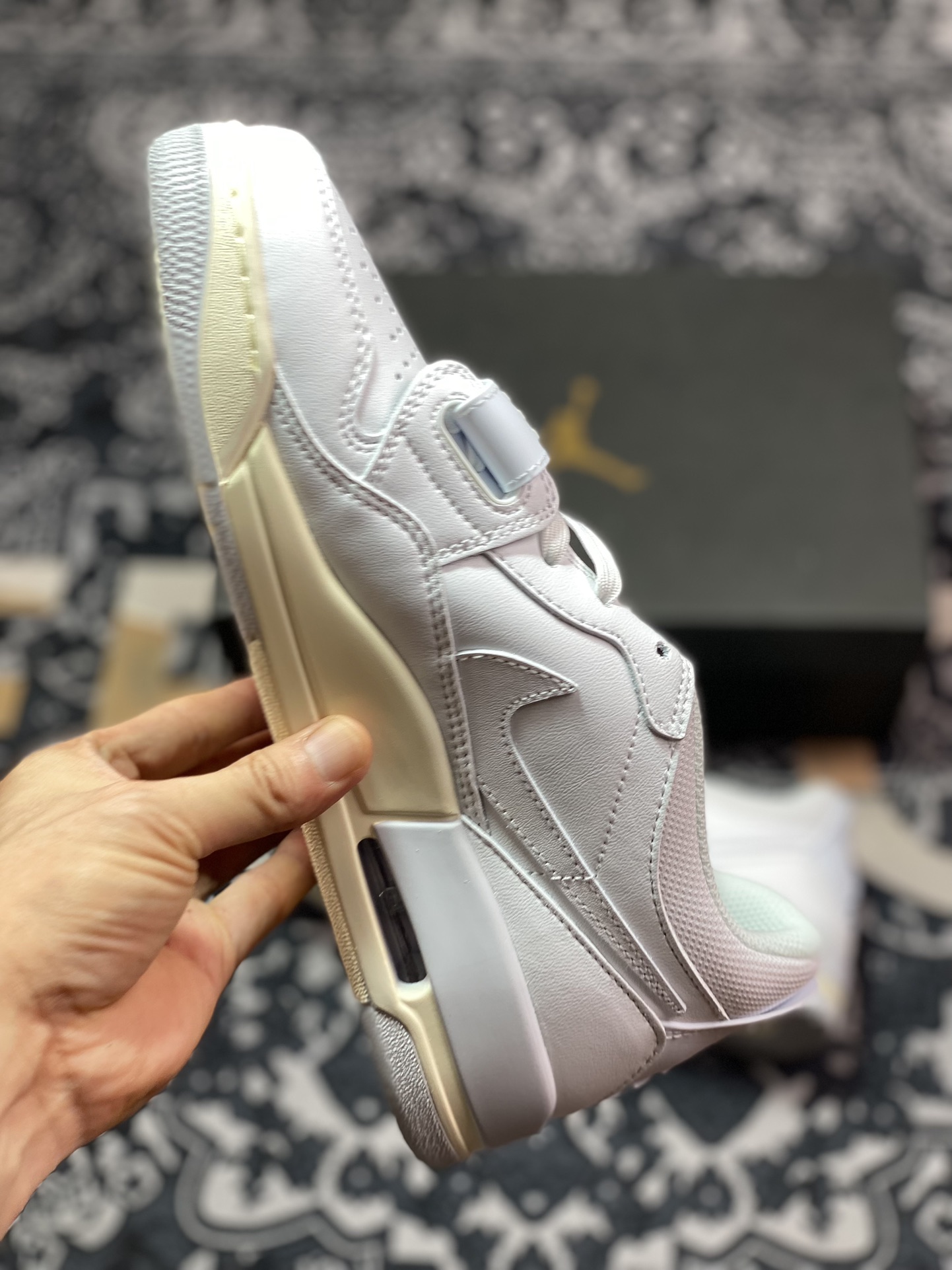 260 耐克Nike Air Jordan Legacy 312 Low”Photon Dust”乔丹篮球鞋“皮革白光子灰”HJ9199-111