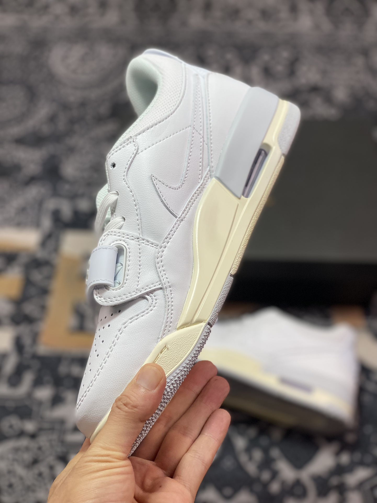 260 耐克Nike Air Jordan Legacy 312 Low”Photon Dust”乔丹篮球鞋“皮革白光子灰”HJ9199-111