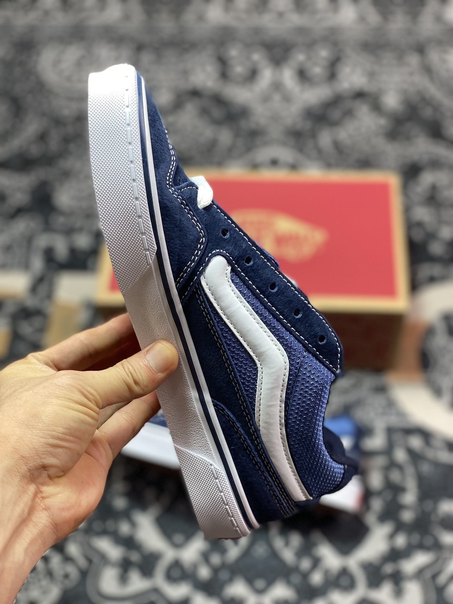 150 Vans Classics 经典支线土豆鞋 Knu Skool 是完美的平替版