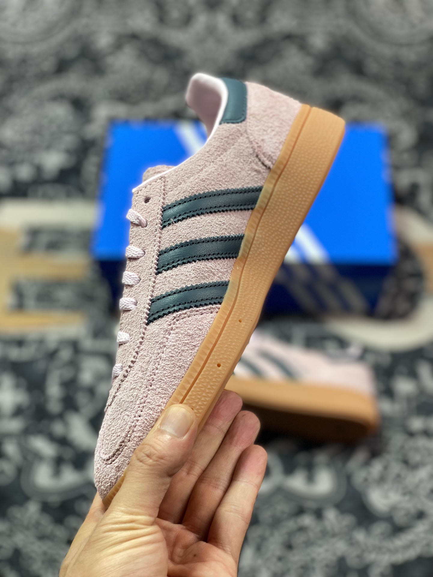 200 优选 原装级别Adidas Originals Handball Spzl 粉黑 低帮休闲板鞋 IF6561