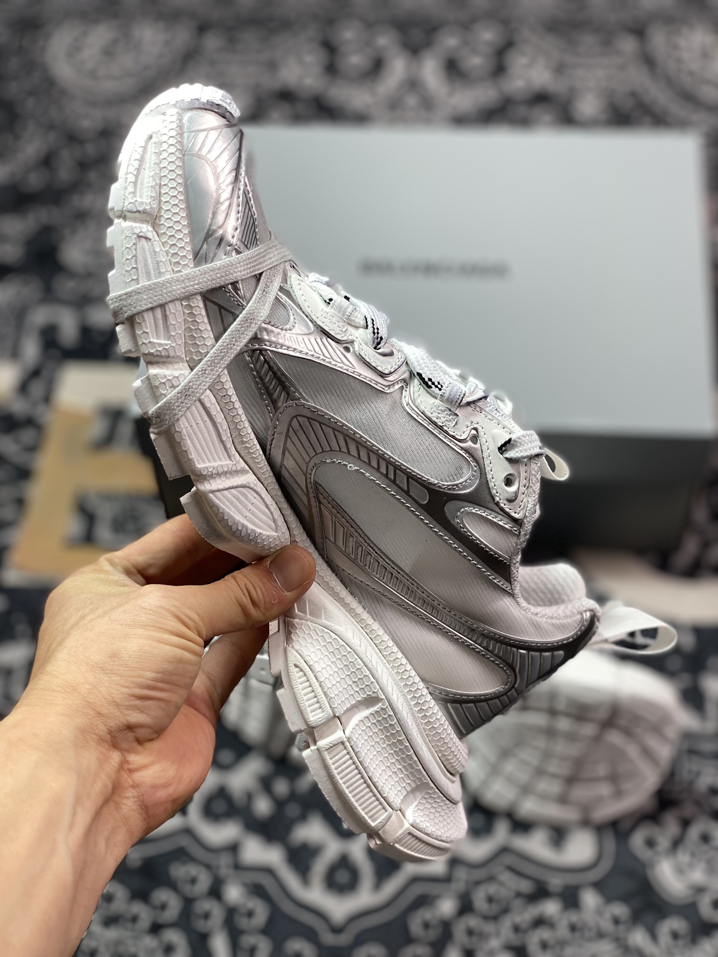 410 巴黎世家BALENCIAGA 3XL Sneakers 3+系列低帮慢跑鞋“透明网纱金属银白”734734 WTRMH 9080