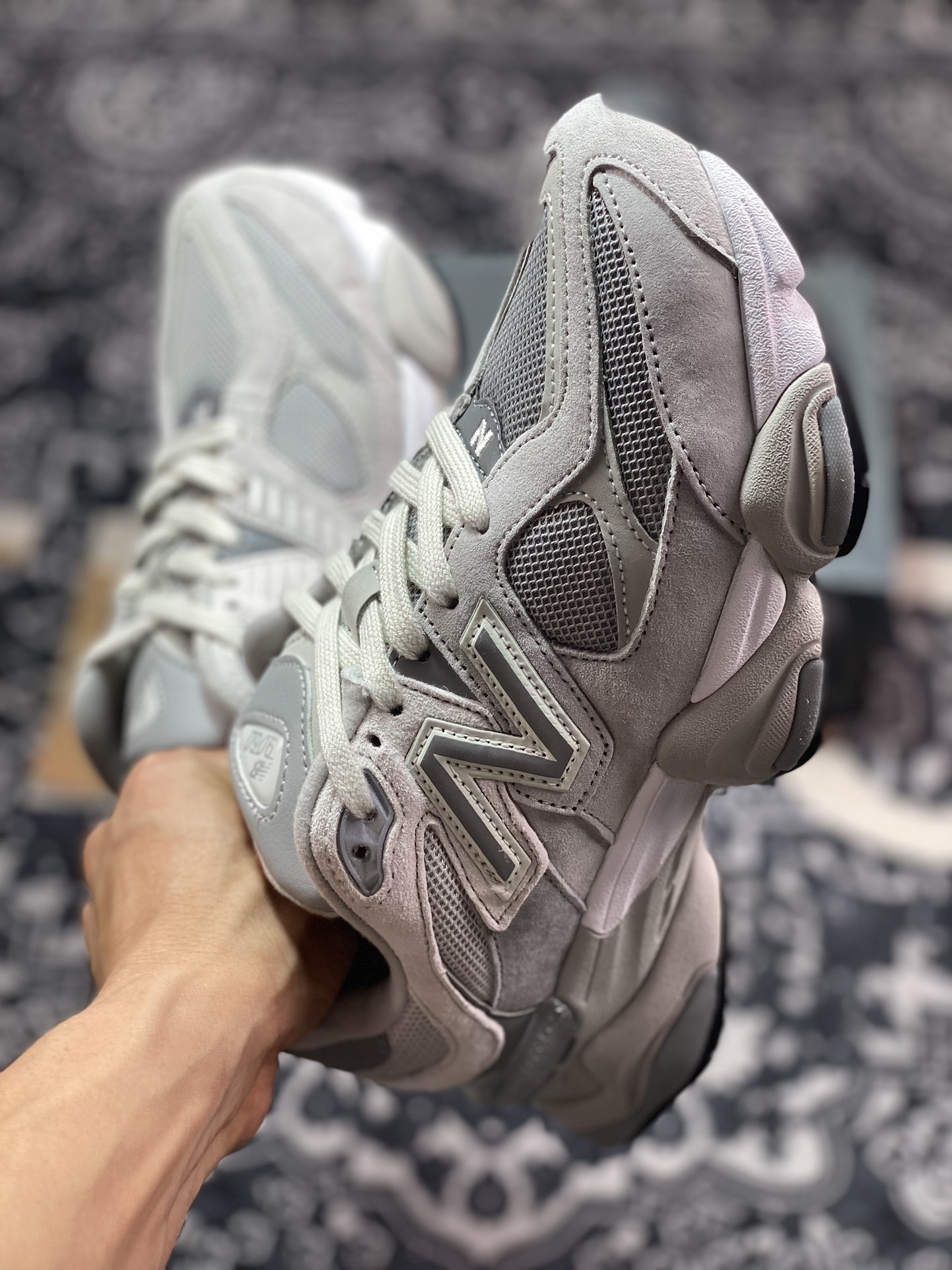 260 New Balance 9060"Grey Sliver"系列复古百搭老爹风小象蹄休闲运动跑步鞋“浅灰银灰”U9060JCG