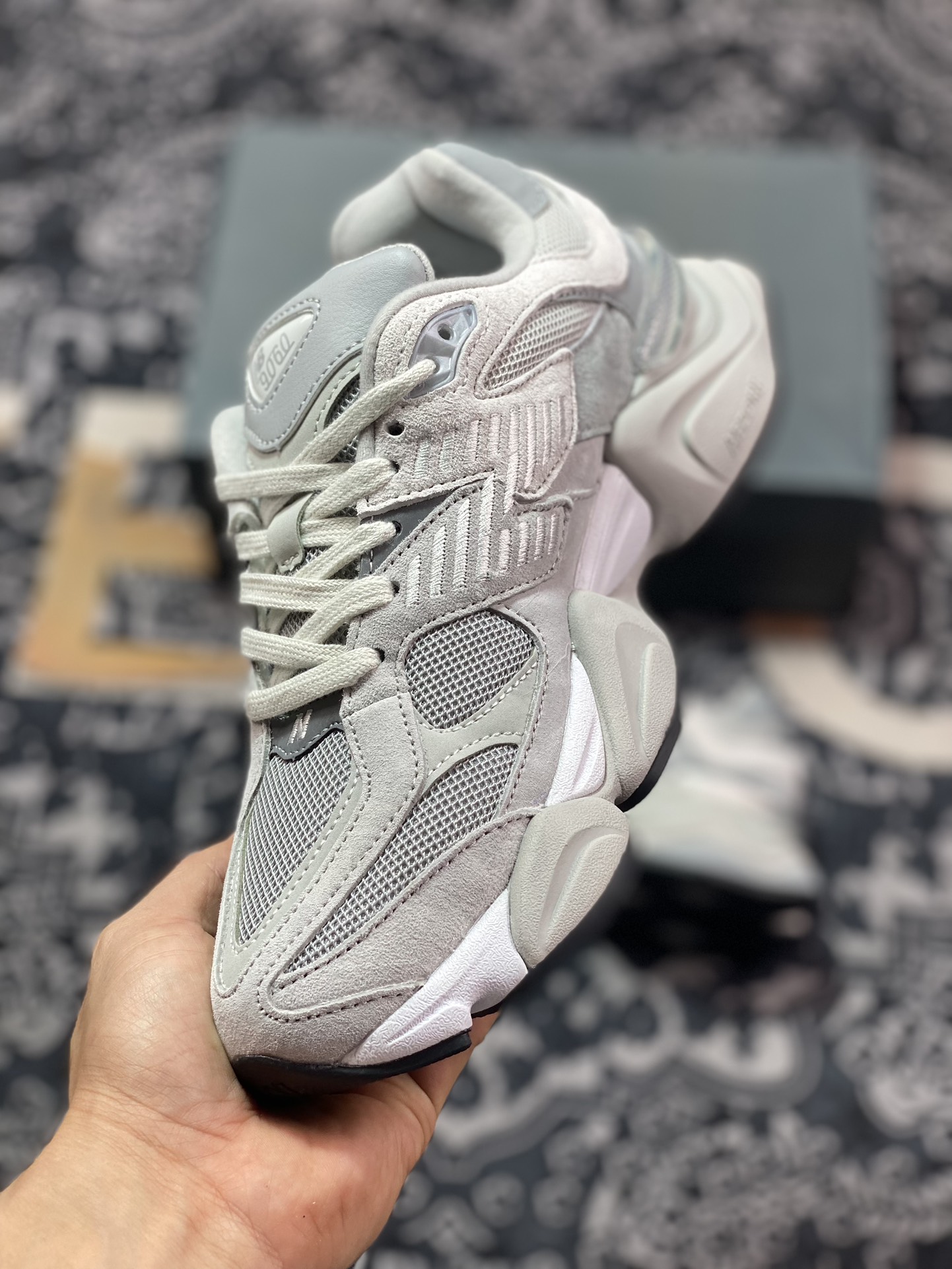 260 New Balance 9060"Grey Sliver"系列复古百搭老爹风小象蹄休闲运动跑步鞋“浅灰银灰”U9060JCG