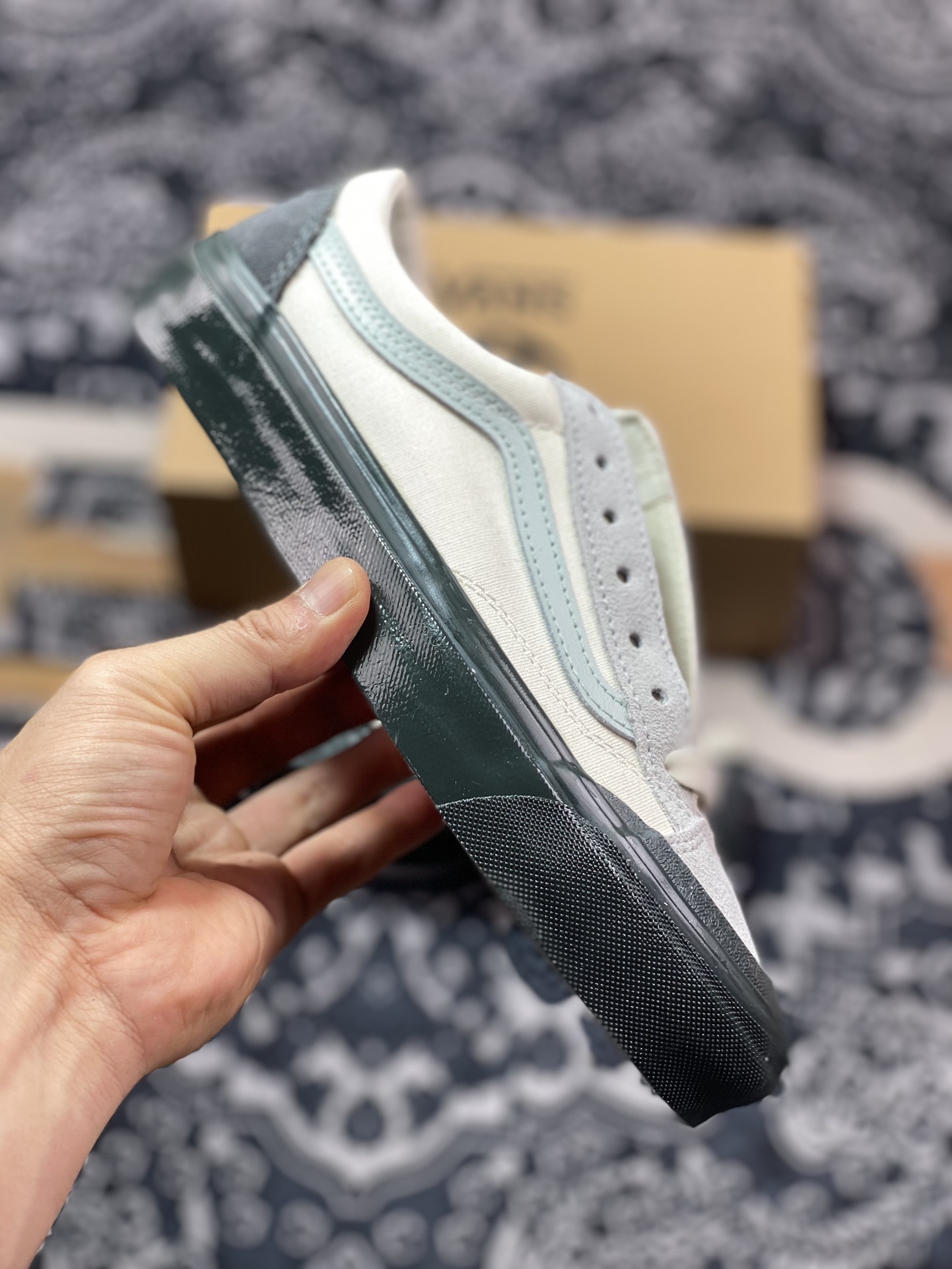 160 真标 Vans Old Skool Reissue 136 拼色灰蓝白 复古休闲硫化板鞋 VN000MT6DT5