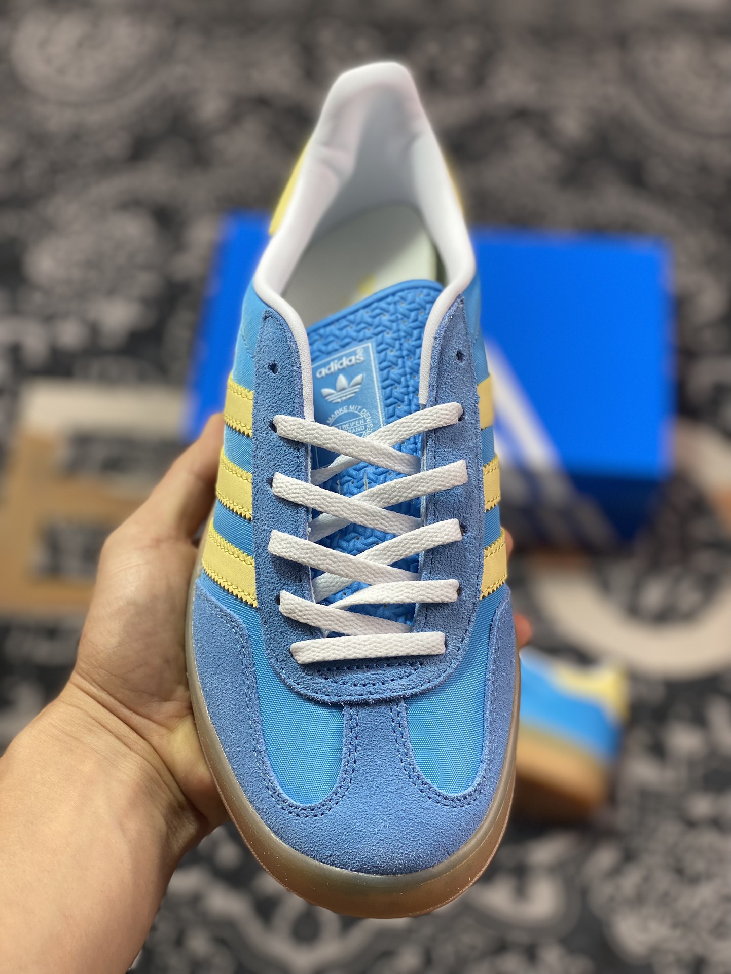 200 阿迪达斯Adidas Gazelle Indoor Trainers 羚羊内训系列低帮板鞋“天蓝浅黄生胶底”IE2960