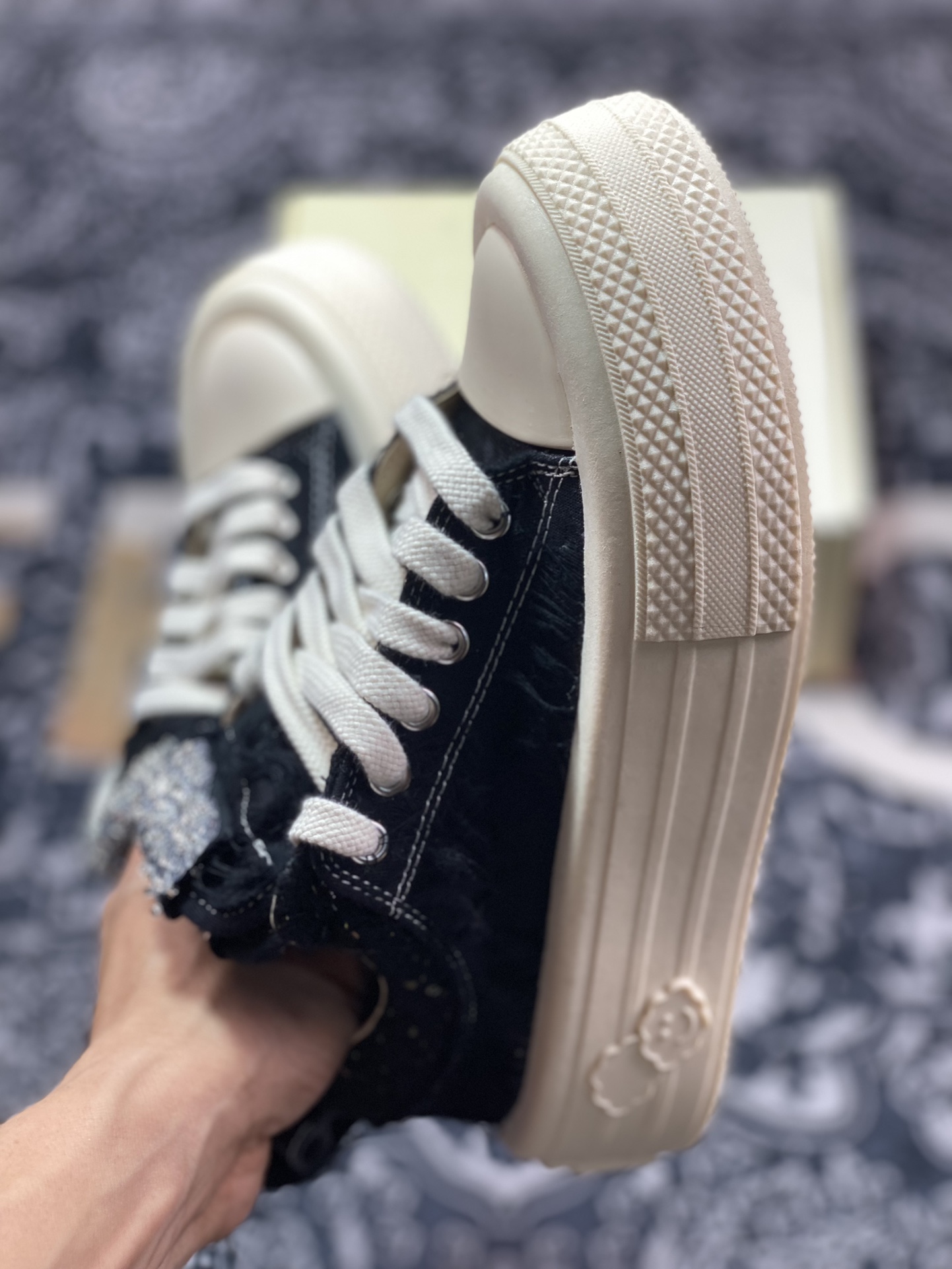 300 原装级别 赵露思/迪丽热巴 同款 国潮宝藏球鞋 新兴品牌FORESHADOW ”Double-Uni” Sneaker 厚底 耐磨防滑增高