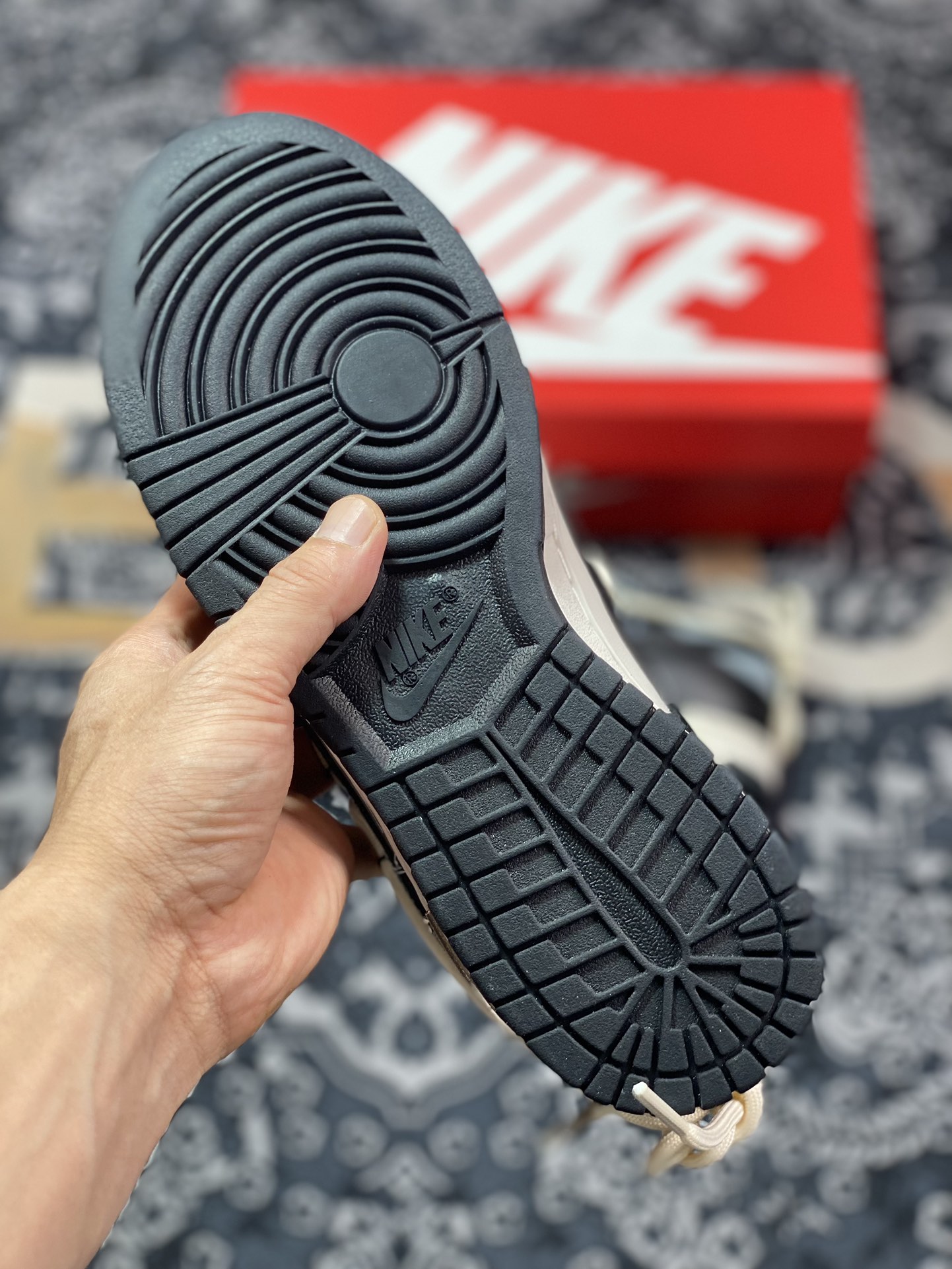 260 原装级别 Nike SB Dunk Low 速度与激情  DD1391-100