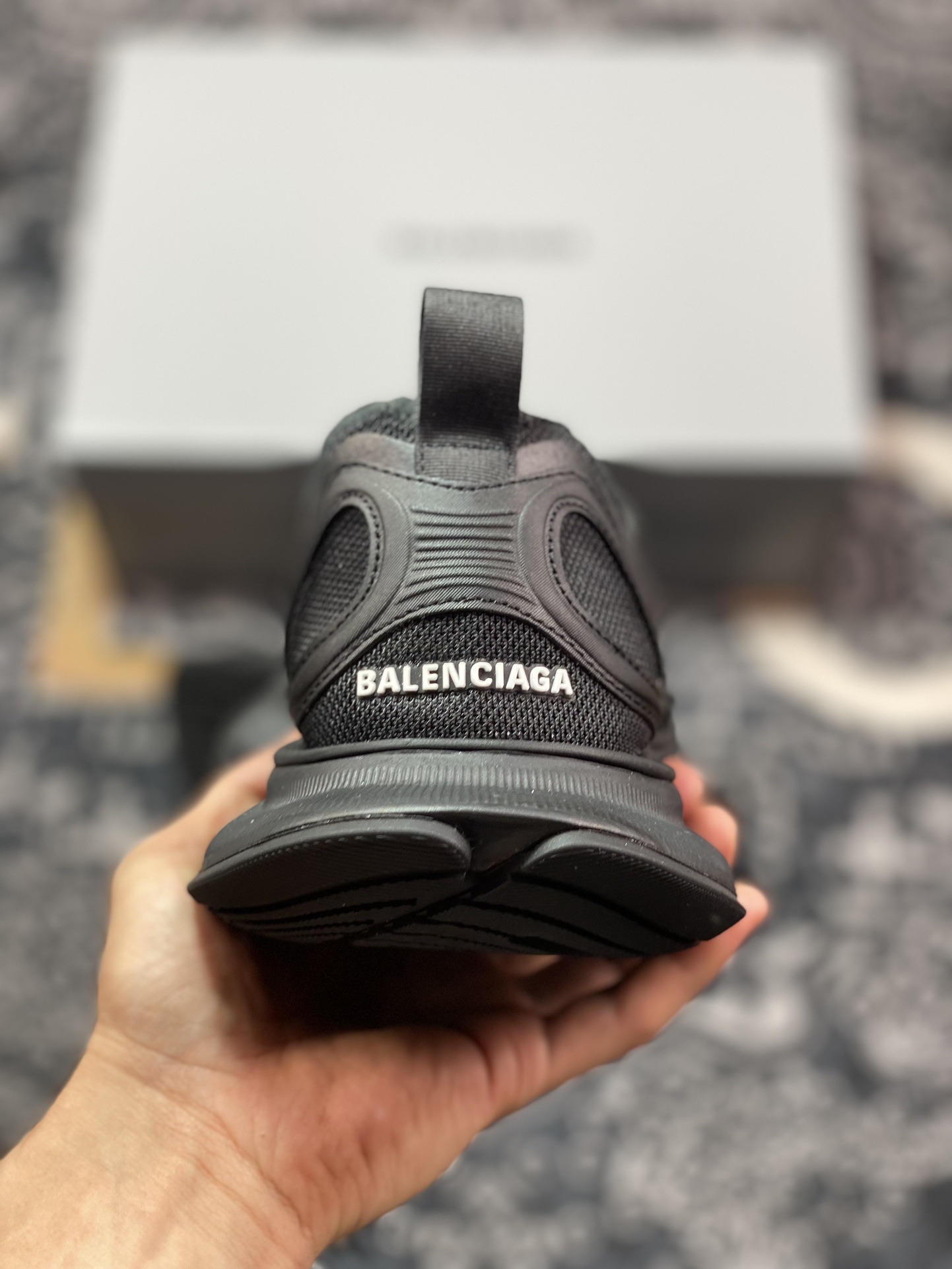 巴黎世家BALENCIAGA Circuit Sneakers 环道系列低帮百搭休闲慢跑鞋“网织全黑LOGO”