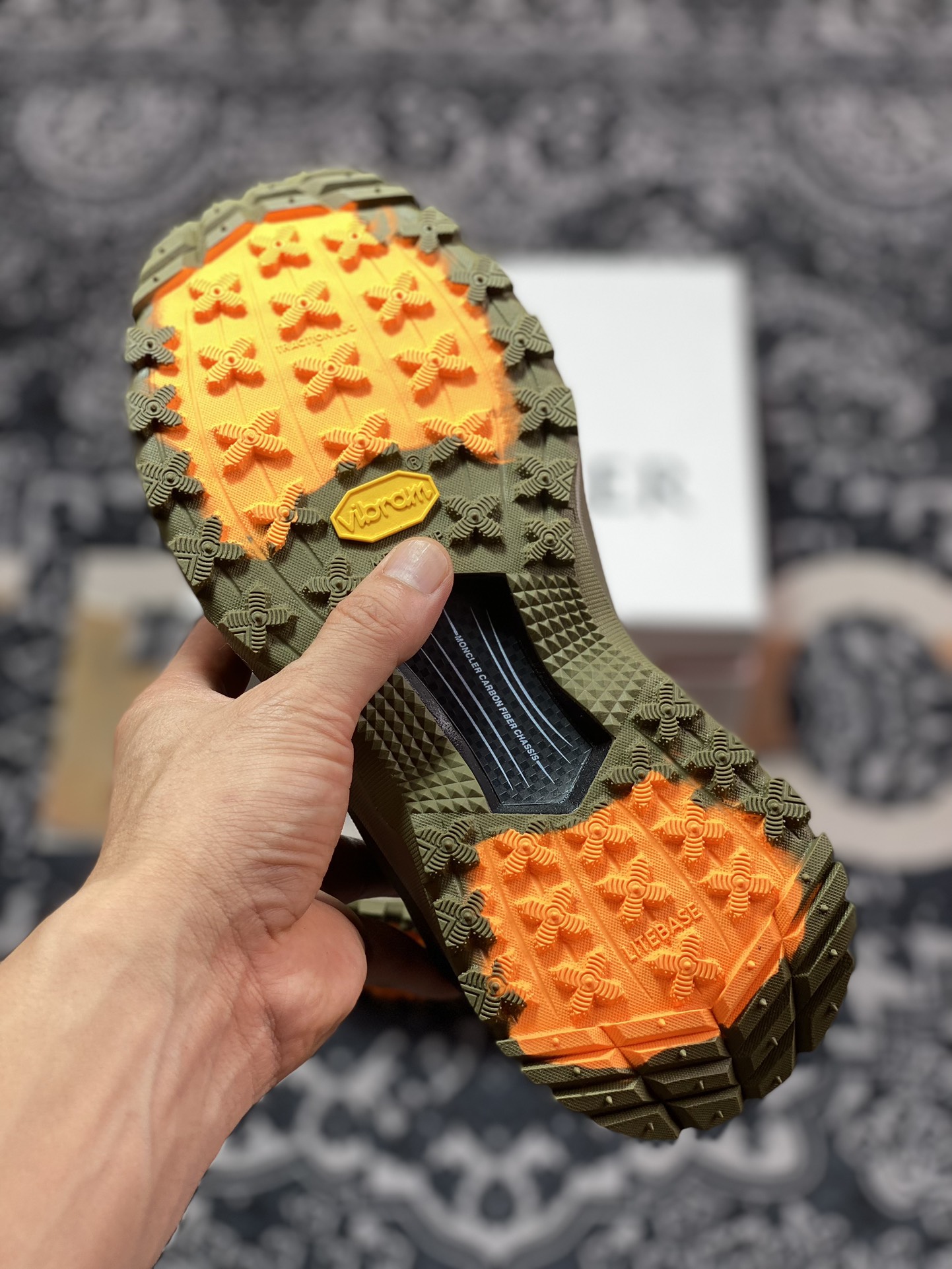 蒙口Trailgrip Lite Trainers 越野旅行2代系列低帮轻量户外登山运动鞋“橄榄绿黑橙镂空”I109A4M00130M2808P89