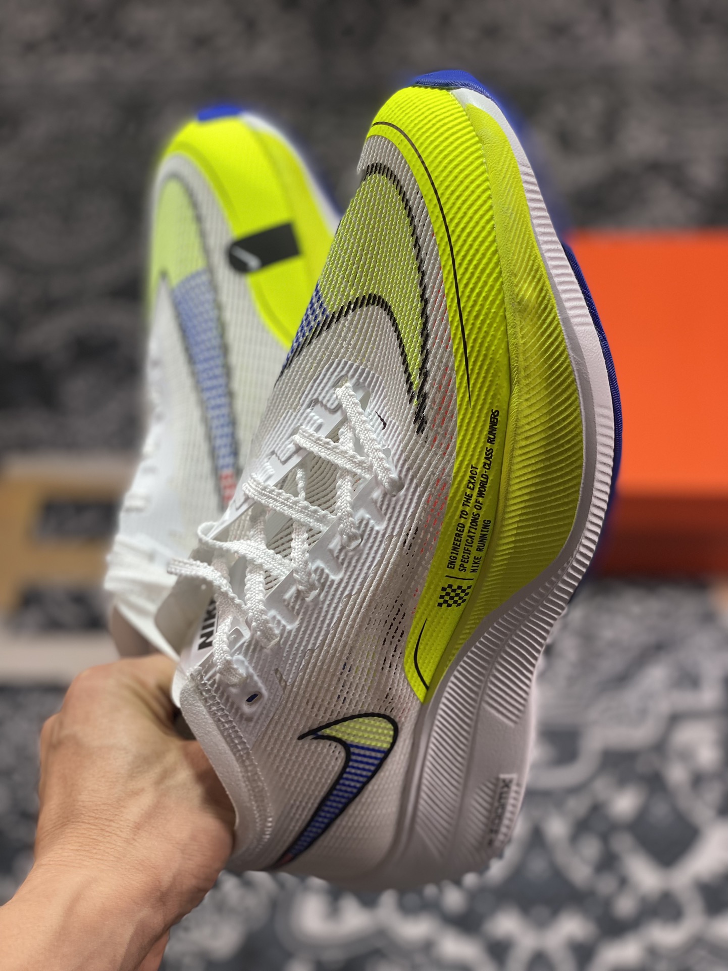 M纯原 NK ZoomX Vaporfly Next% 2 马拉松超轻缓震训练跑步鞋  CU4111-103