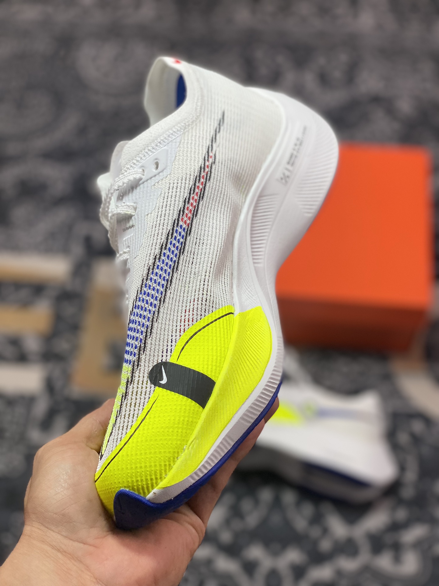 M纯原 NK ZoomX Vaporfly Next% 2 马拉松超轻缓震训练跑步鞋  CU4111-103