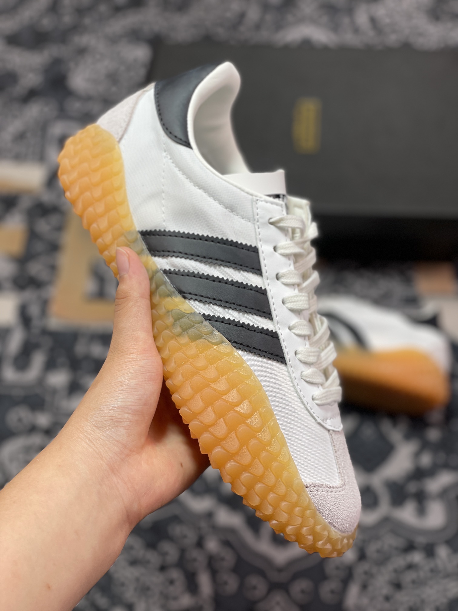 adidas Kamanda Country Low”White Black”卡曼达训练休闲运动慢跑鞋“白黑生胶底”EE5665