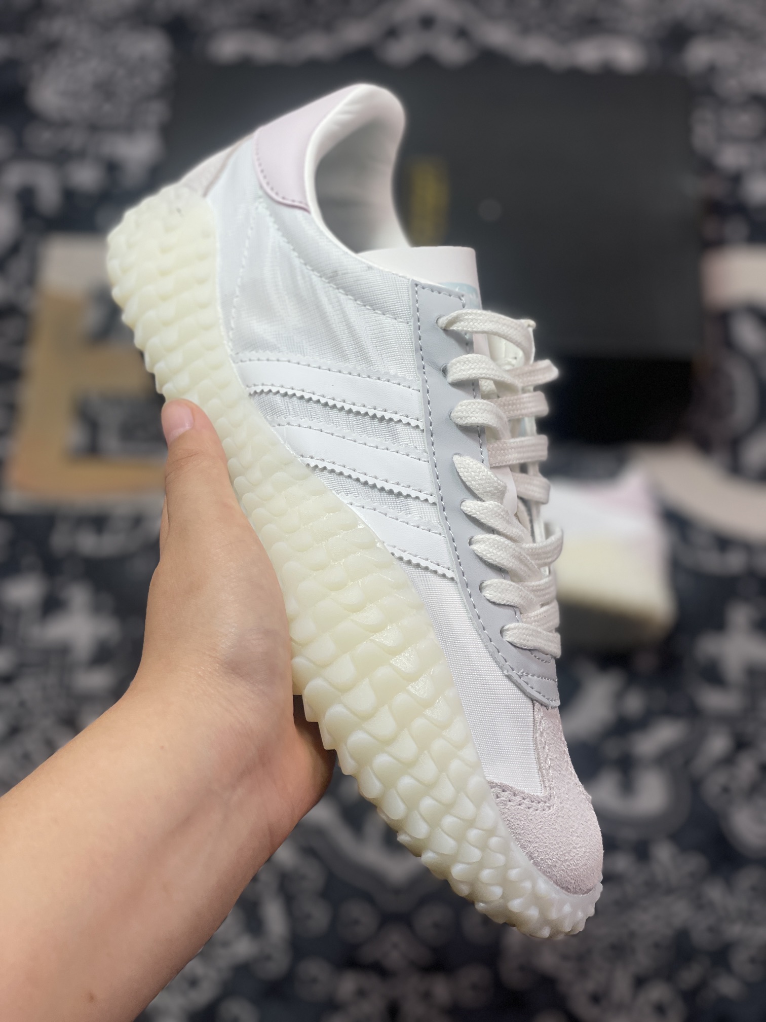 阿迪达斯adidas Kamanda Country Low”White Grey Pink”卡曼达混合慢跑鞋“白灰淡粉”G27825