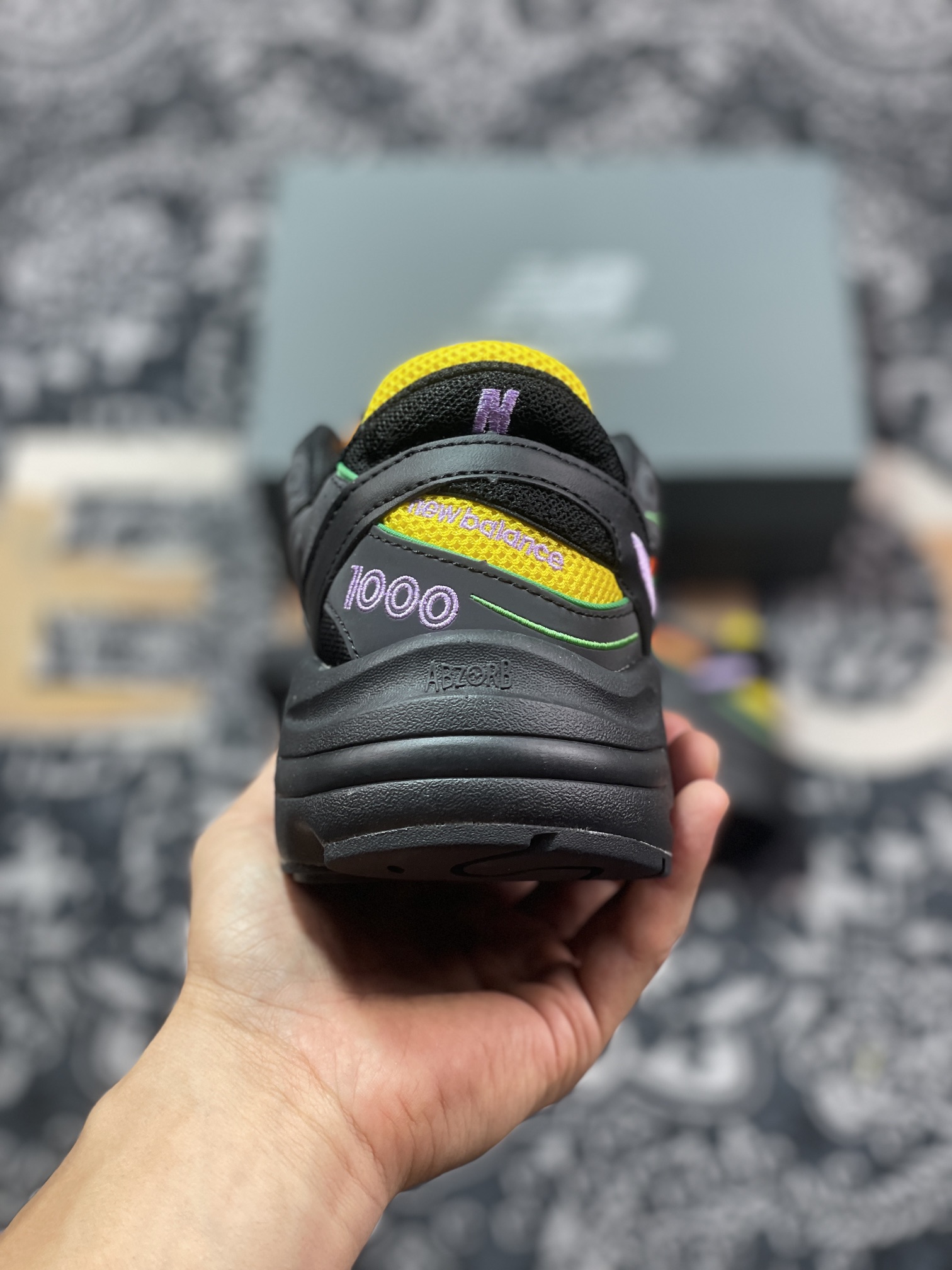 NB新百伦New Balance M1000”Black/Multi-color”系列低帮慢跑鞋“黑彩虹”M1000TP