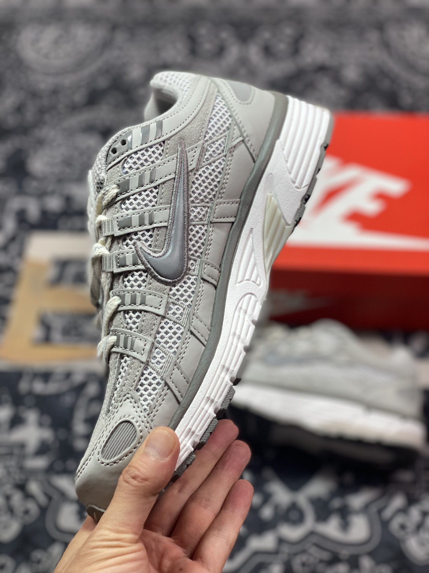 耐克Nike P-6000 Premium”Light Iron Grey”系列低帮慢跑鞋“岩石灰铁灰”FN6837-012