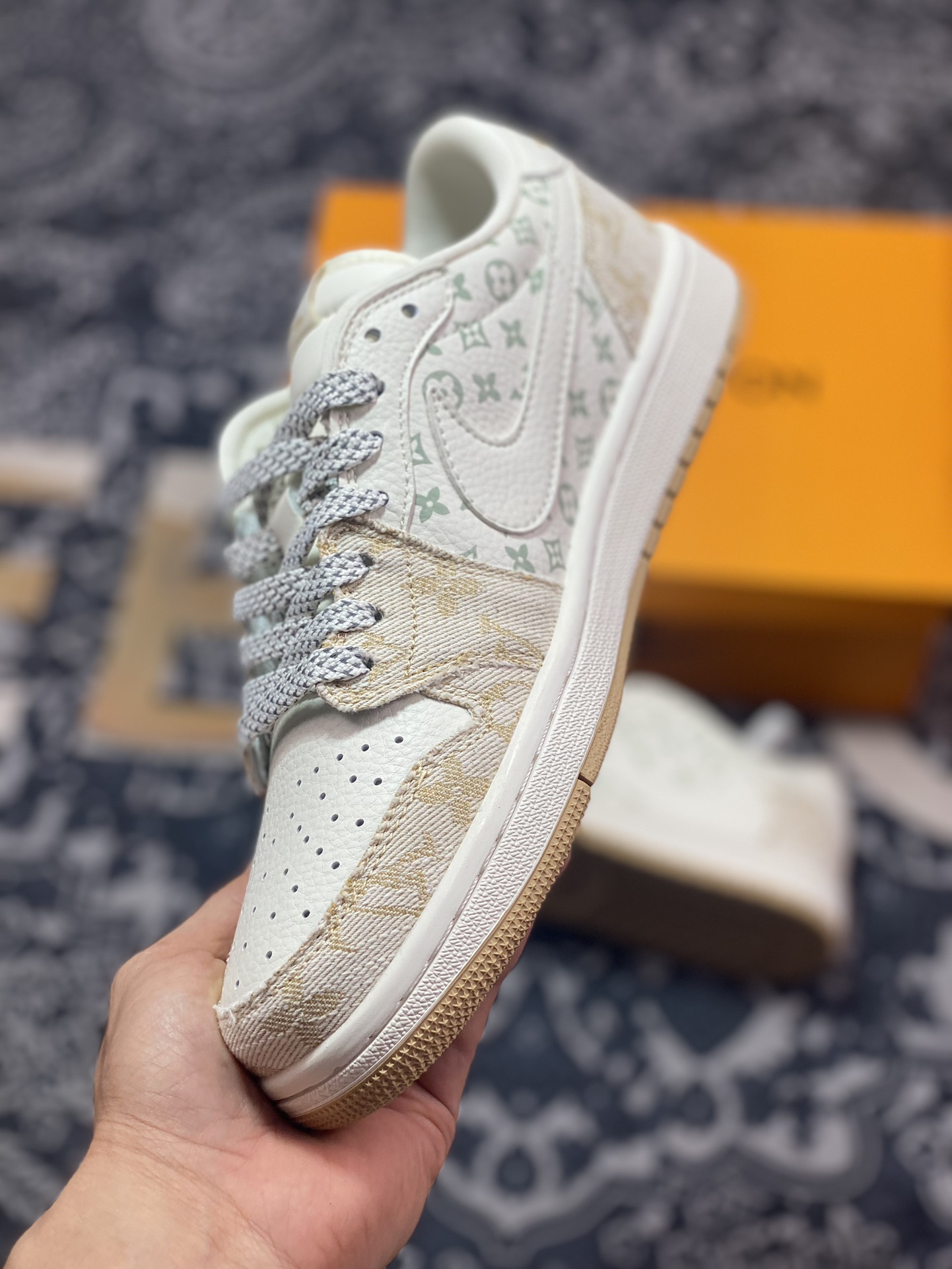 Fragment x TS x Air Jordan 1 Low x LV 三方联名倒钩低帮  SJ2068-009