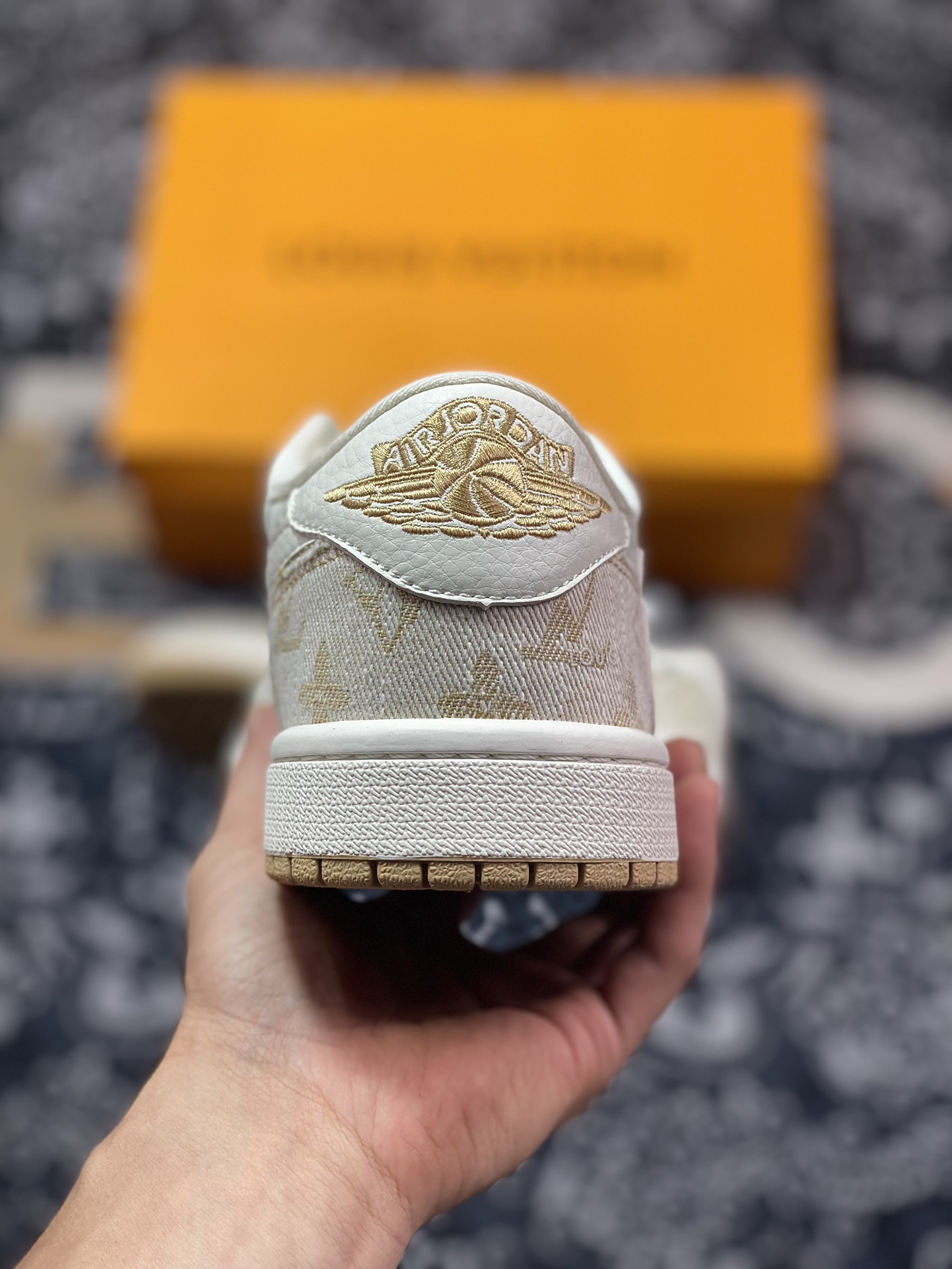 Fragment x TS x Air Jordan 1 Low x LV 三方联名倒钩低帮  SJ2068-009