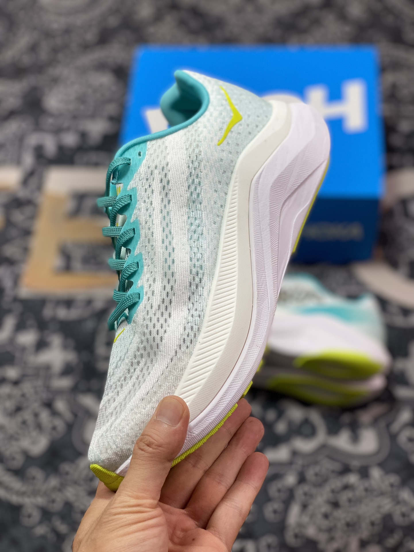 HOKA ONE ONE Speedgoat 5 户外越野跑步鞋 飞速羚羊5系列 1141450/WBGL