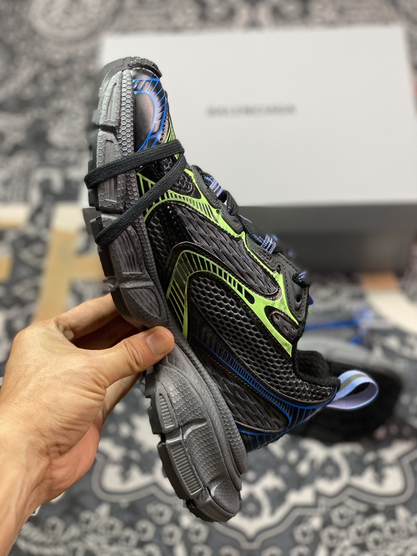 巴黎世家BALENCIAGA 3XL Sneakers 3+系列低帮复古阔慢跑鞋“网织黑炭灰金属荧光绿蓝”734731 W3XL5 1143