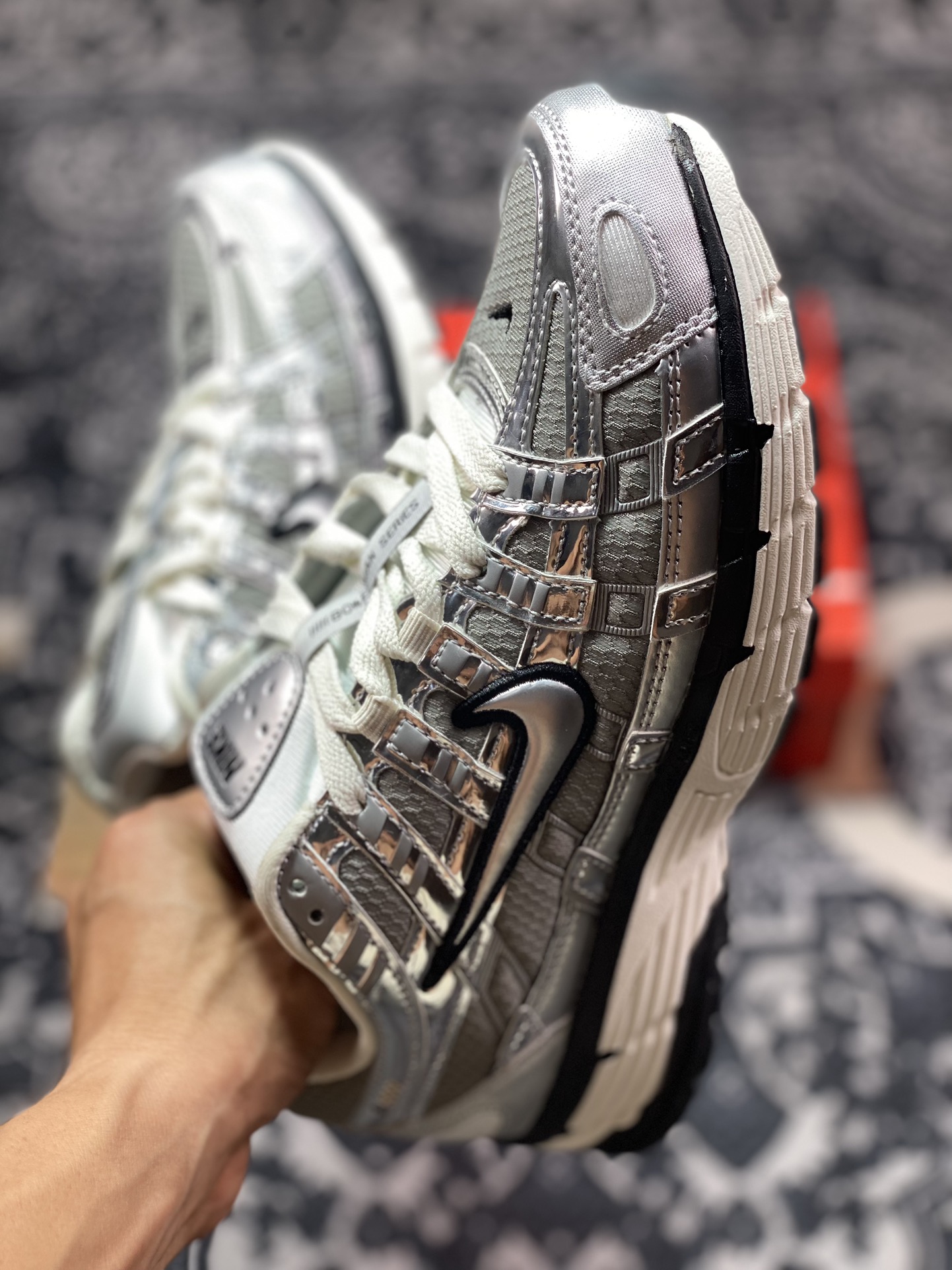 耐克Nike P-6000 Premium”Metallic Silver”系列低帮复古慢跑鞋“金属液态银黑”CN0149-001